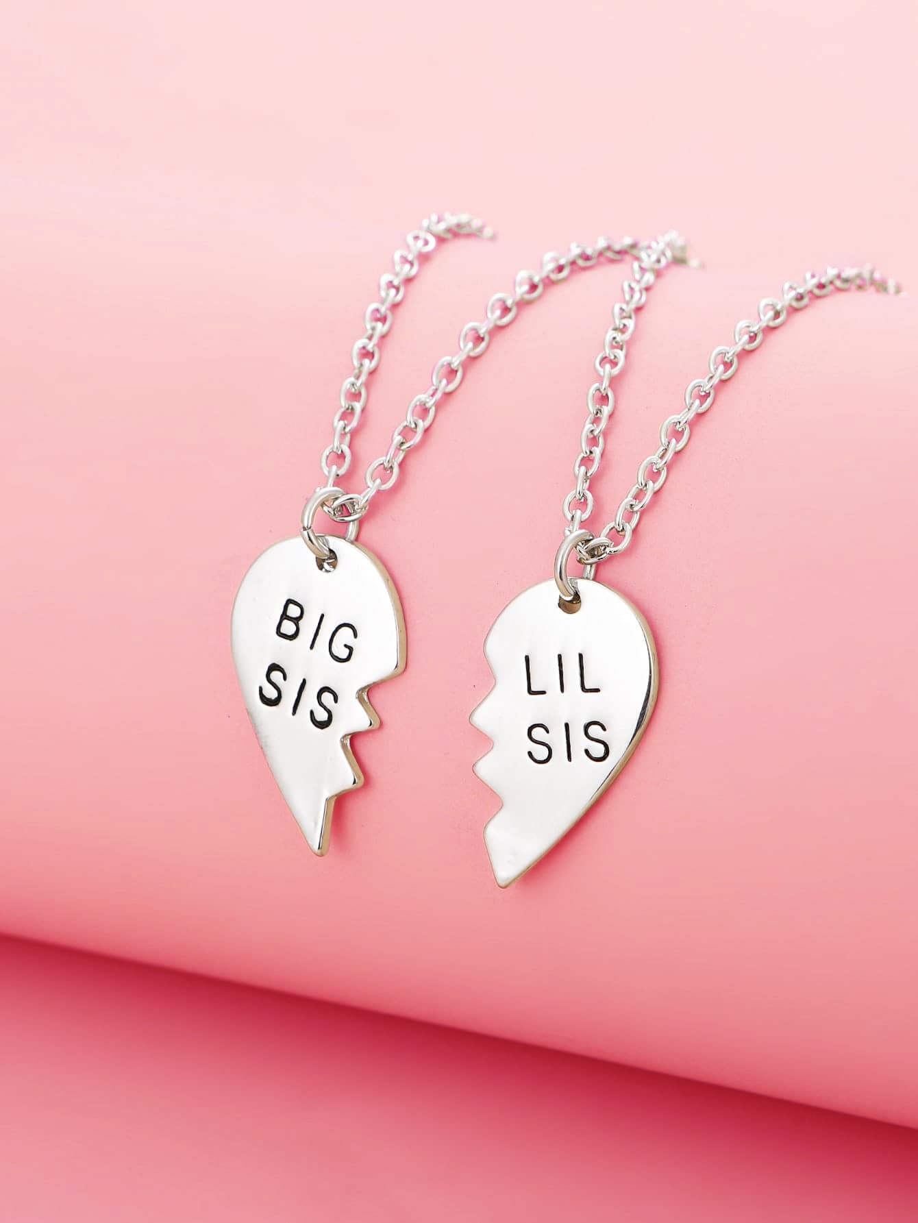 2pcs Girls Letter Detail Heart Pendant Necklace