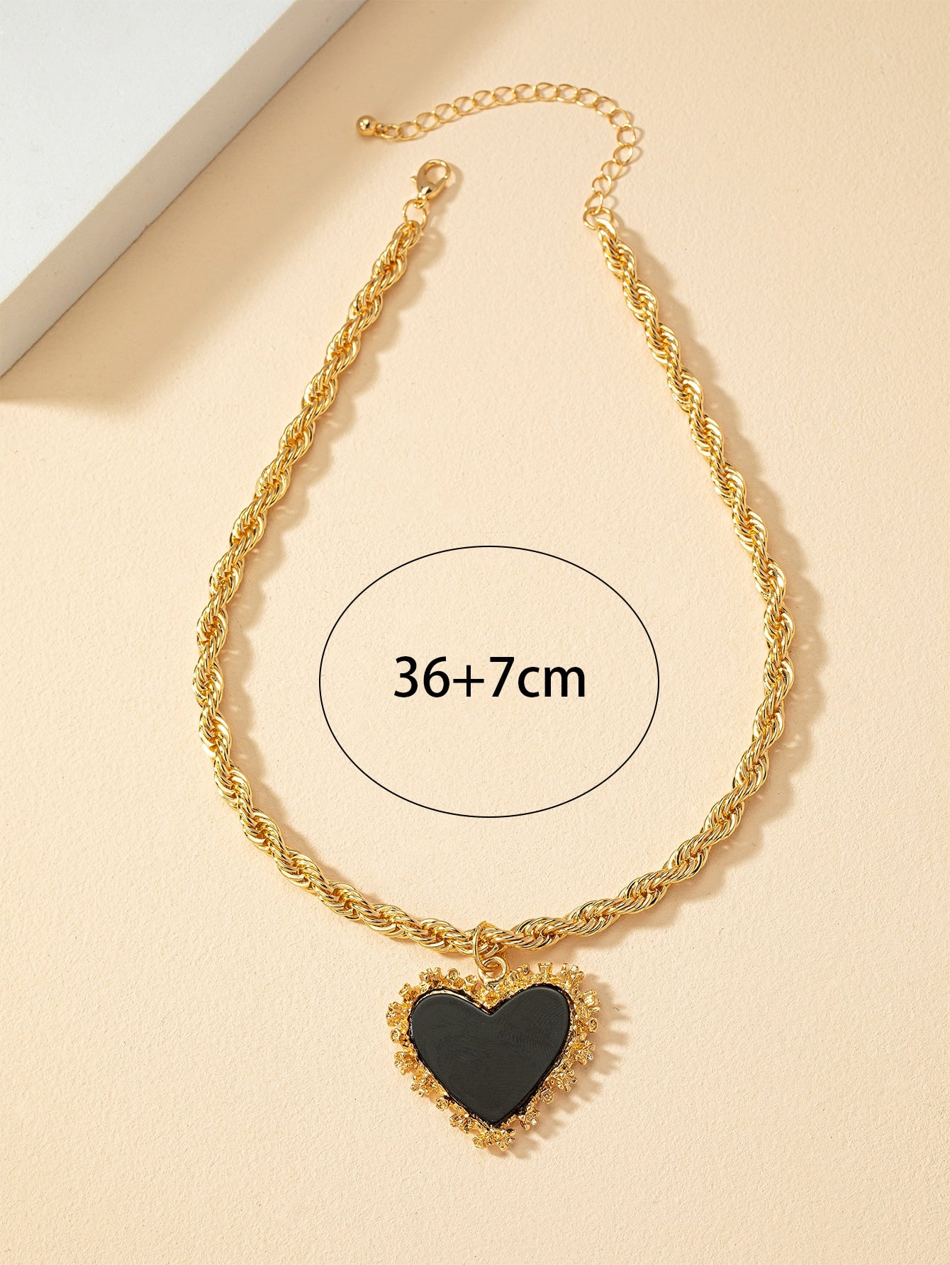 Heart Charm Necklace - Seen Mai