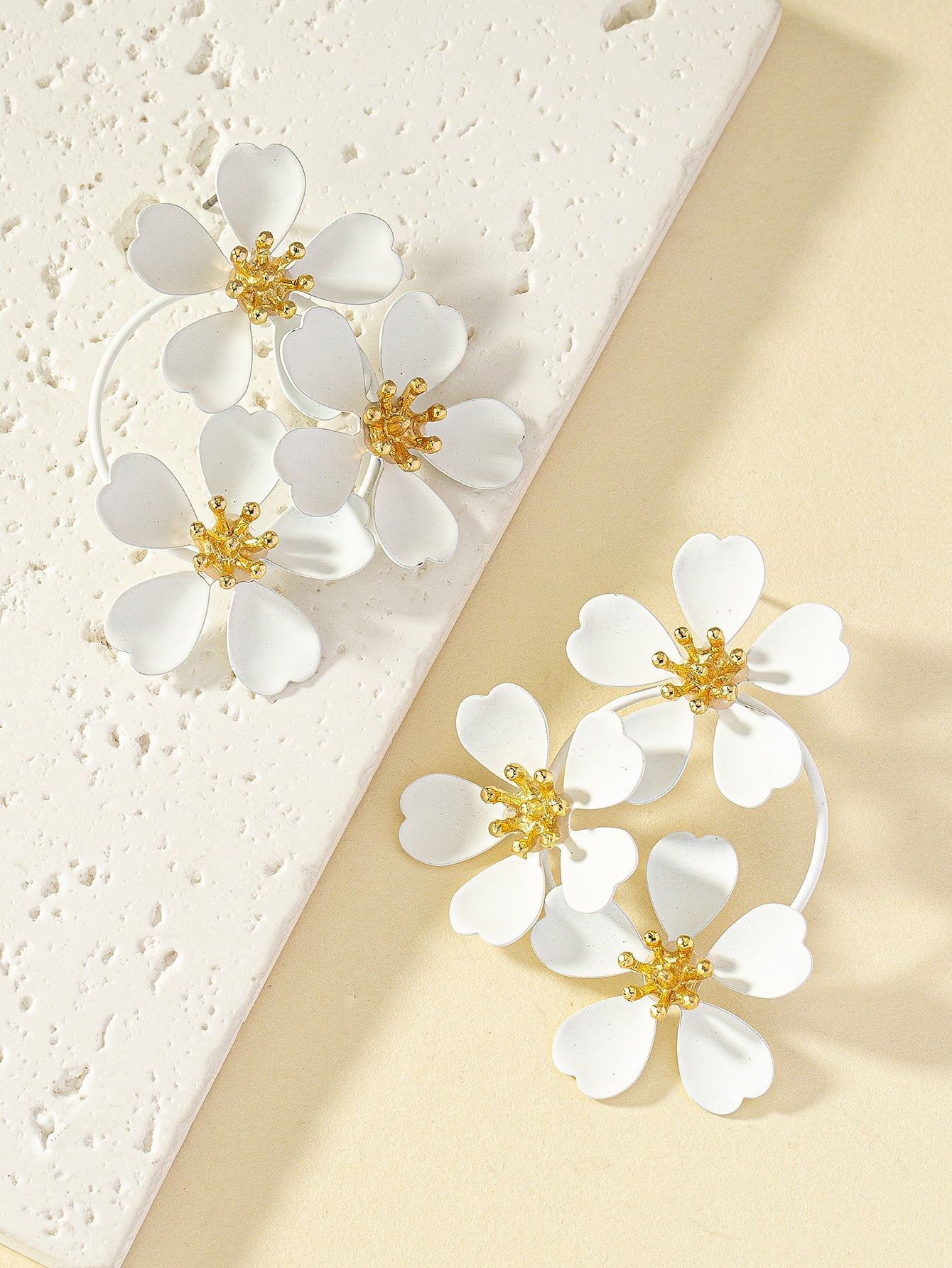 Flower Decor Stud Earrings - Seen Mai