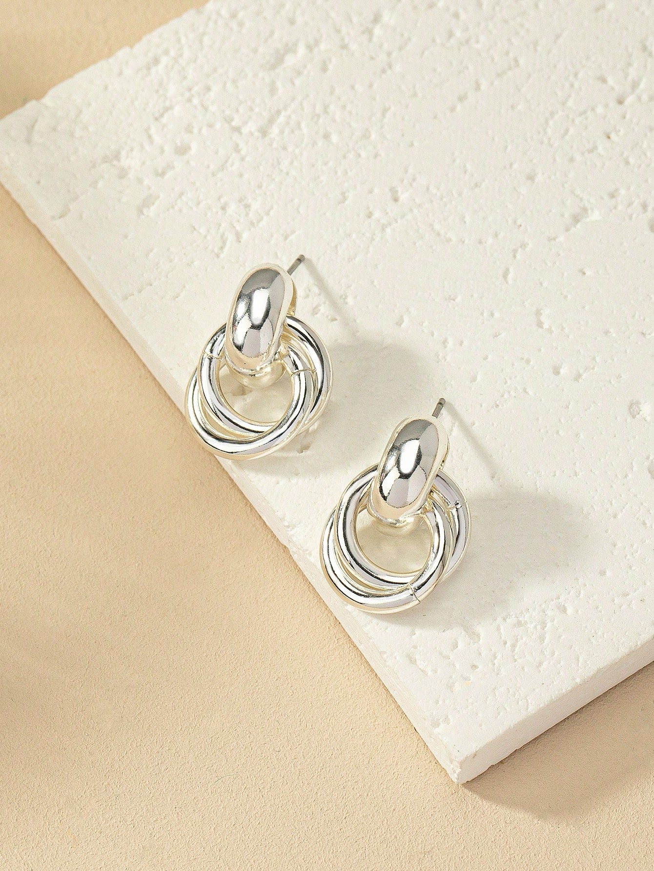 1pair Metal Circular Button Hoop Earrings - Seen Mai