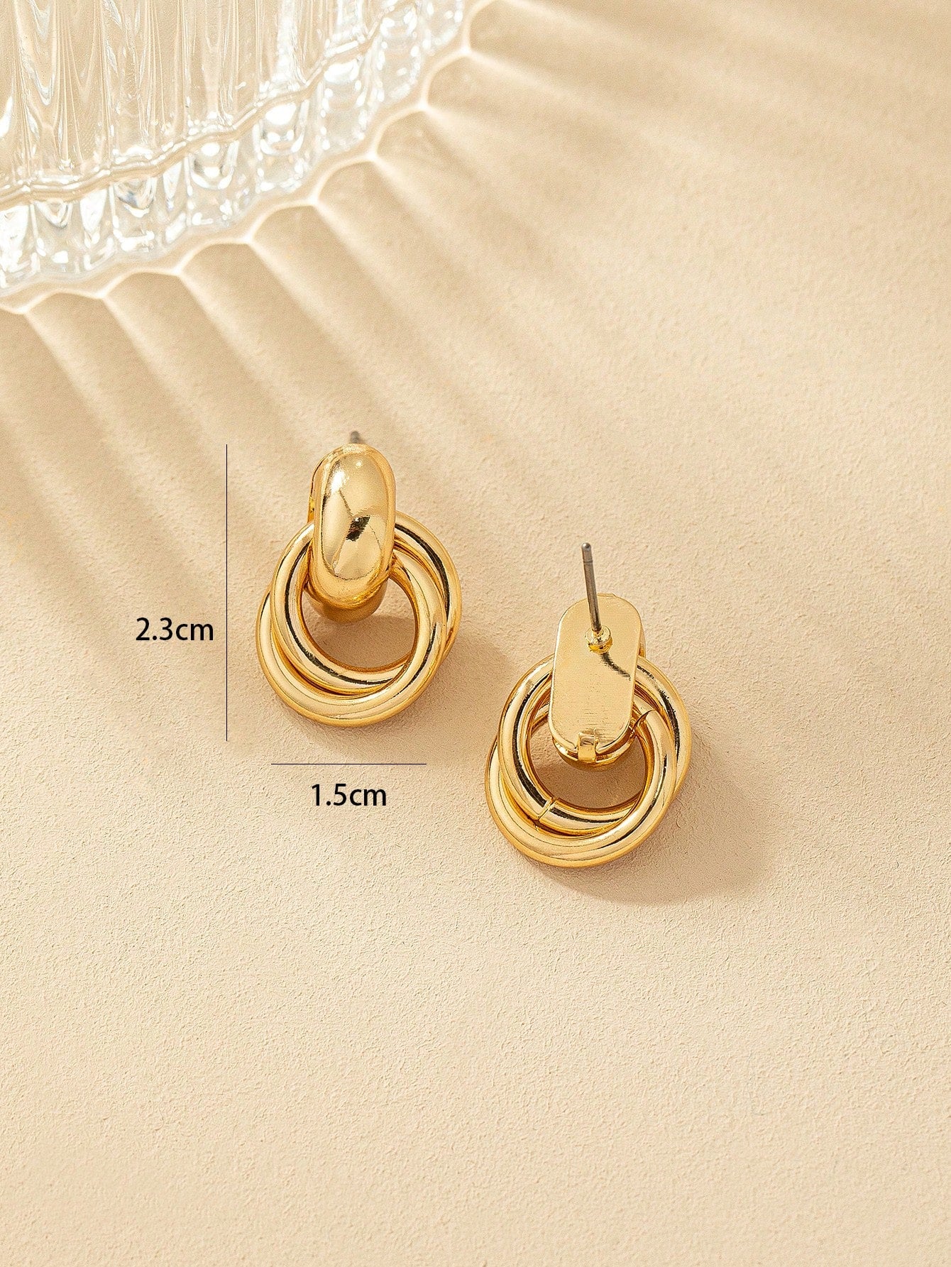 1pair Metal Circular Button Hoop Earrings - Seen Mai