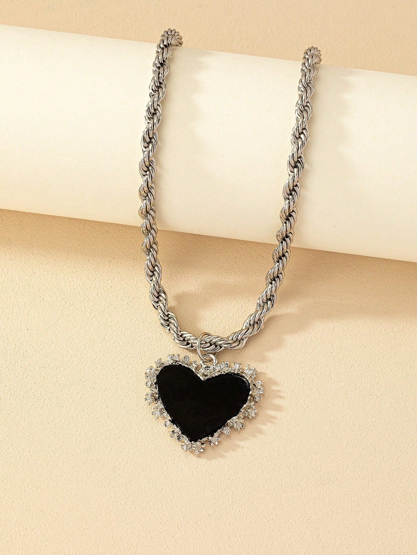 Heart Charm Necklace - Seen Mai