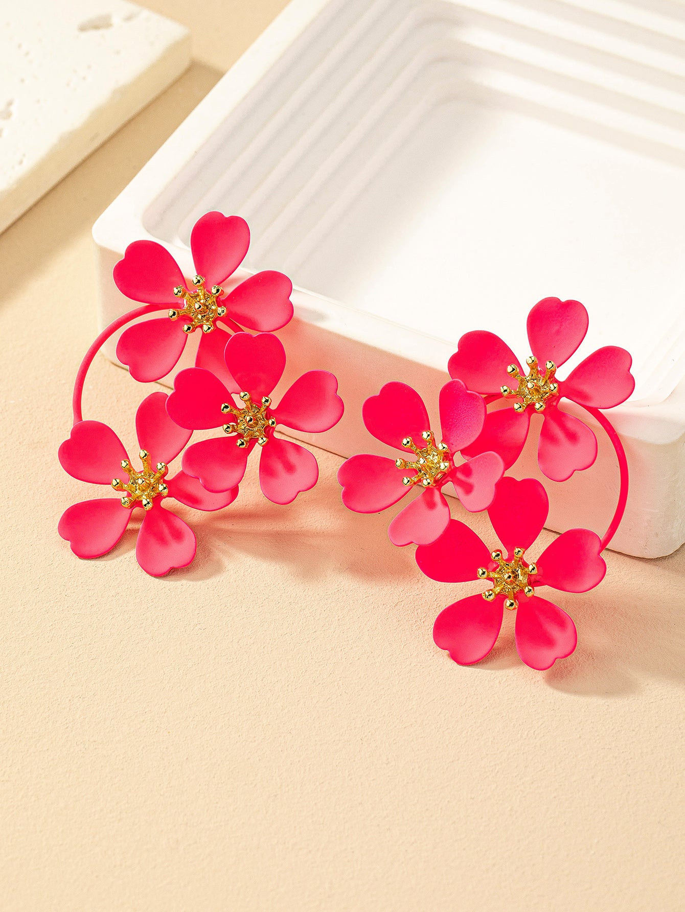 Flower Decor Stud Earrings - Seen Mai