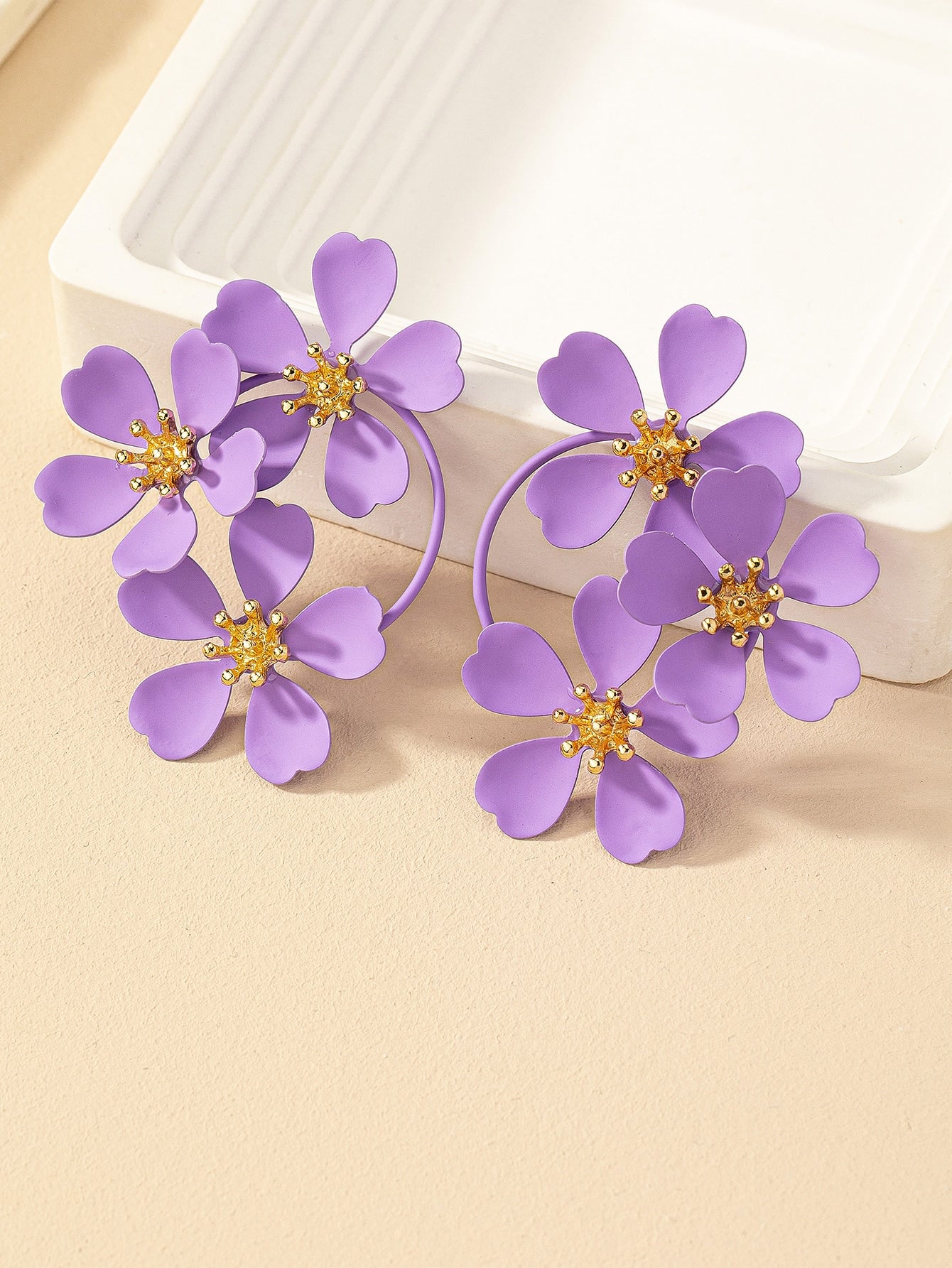 Flower Decor Stud Earrings - Seen Mai