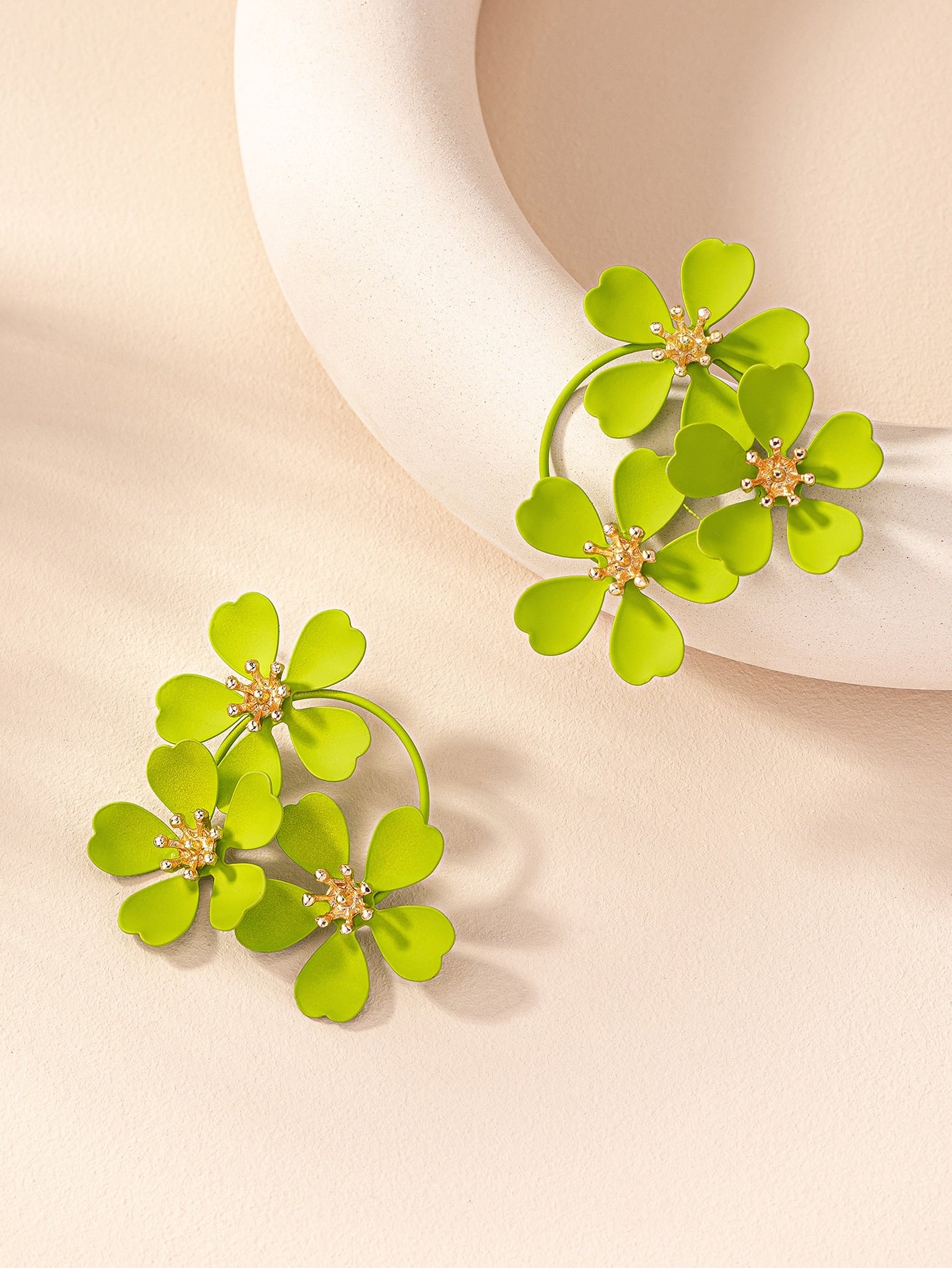 Flower Decor Stud Earrings - Seen Mai