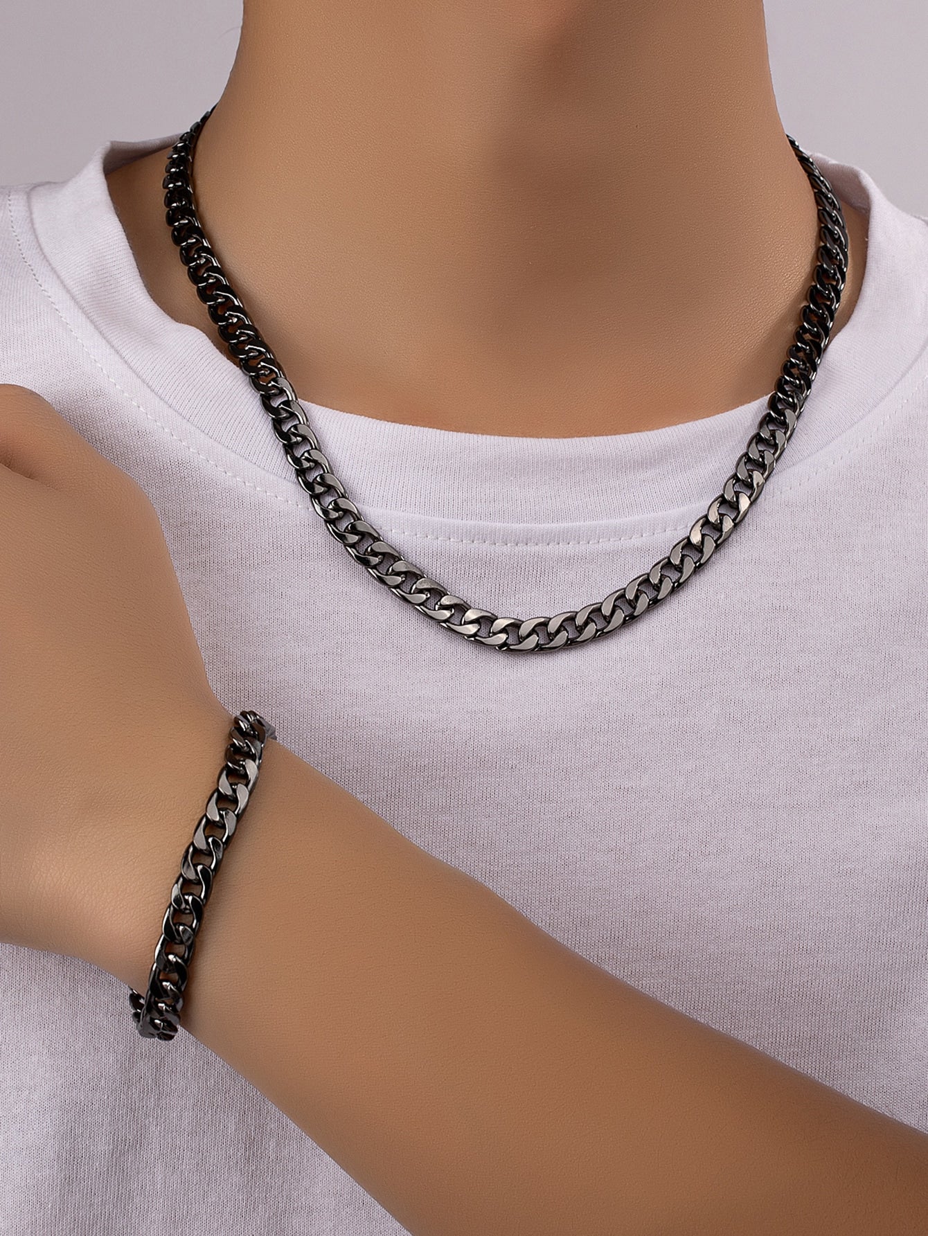 Fashionable and Popular Men Minimalist Chain Necklace Alloy for Jewelry Gift and for a Stylish Look - Seen Mai