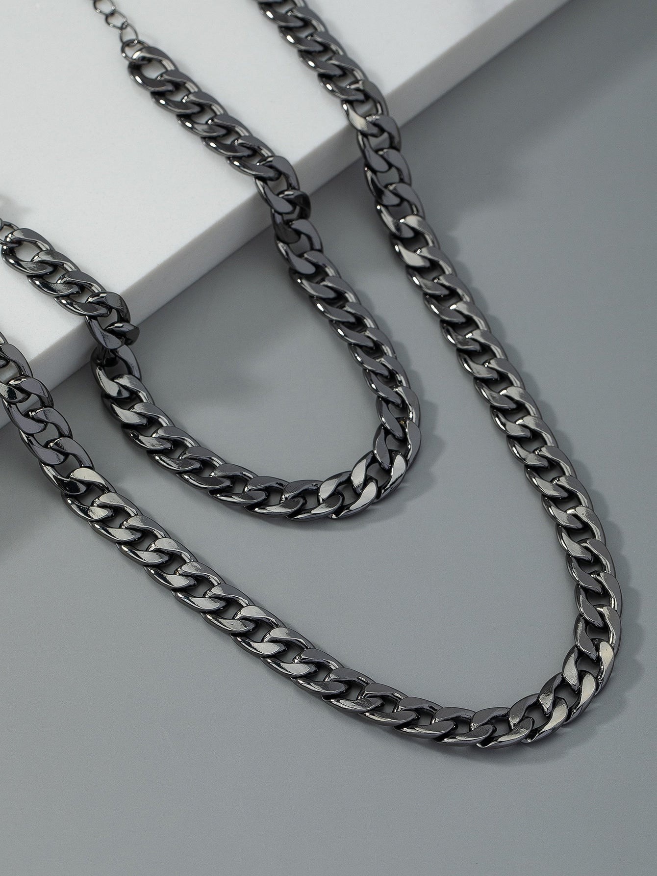 Fashionable and Popular Men Minimalist Chain Necklace Alloy for Jewelry Gift and for a Stylish Look - Seen Mai