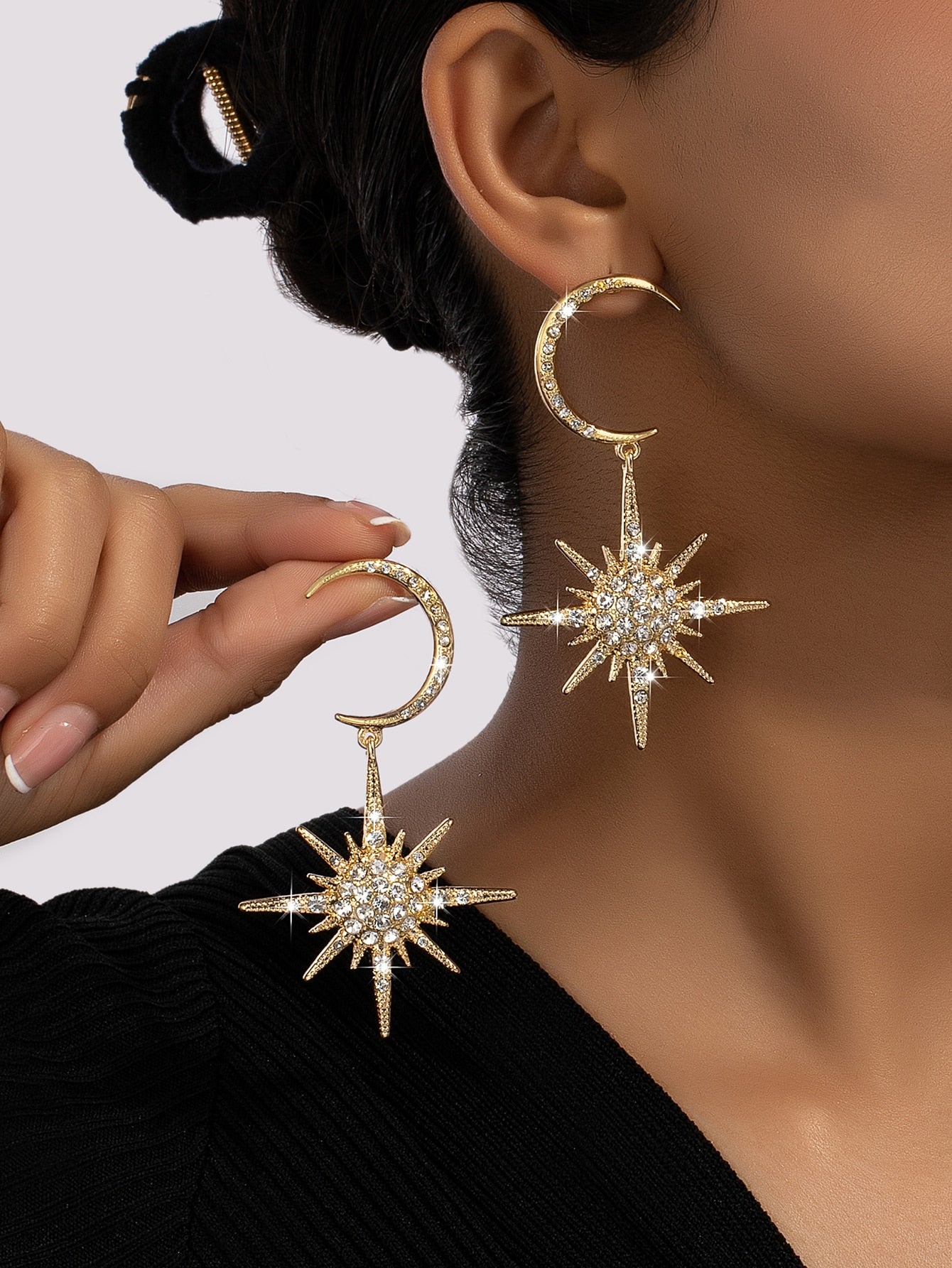 1pair Metallic Star & Moon Design Earrings With Rhinestone Decor - Seen Mai