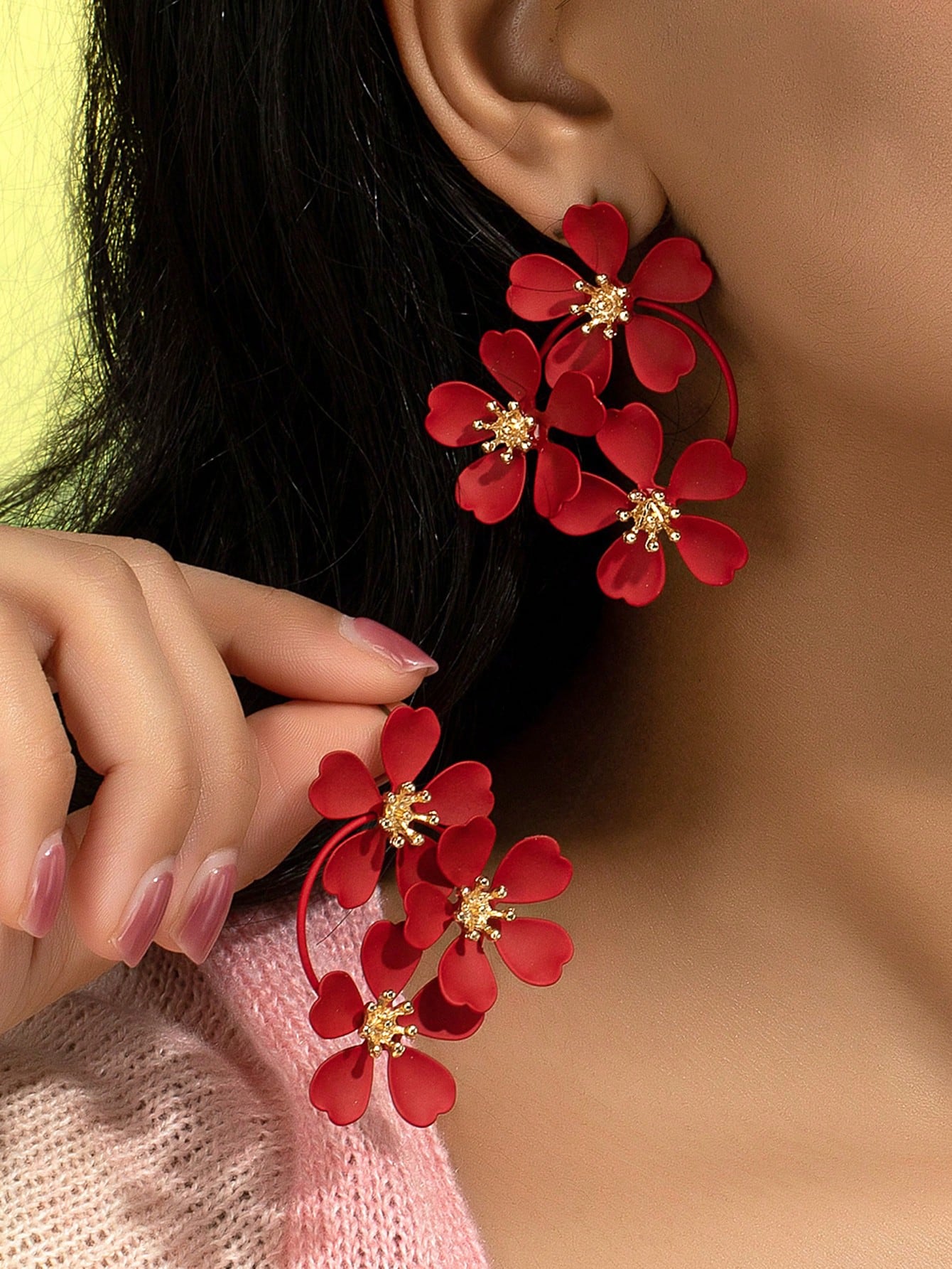 Flower Stud Earrings - Seen Mai