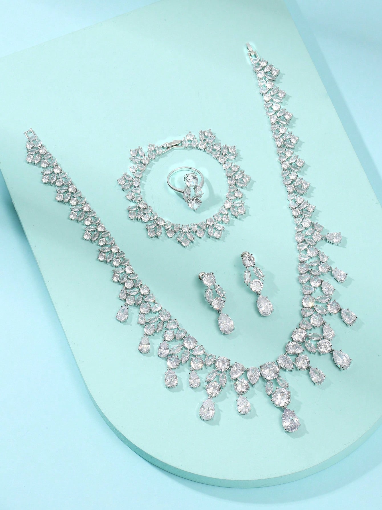 1set/5pcs Style Water Drop Shaped Necklace