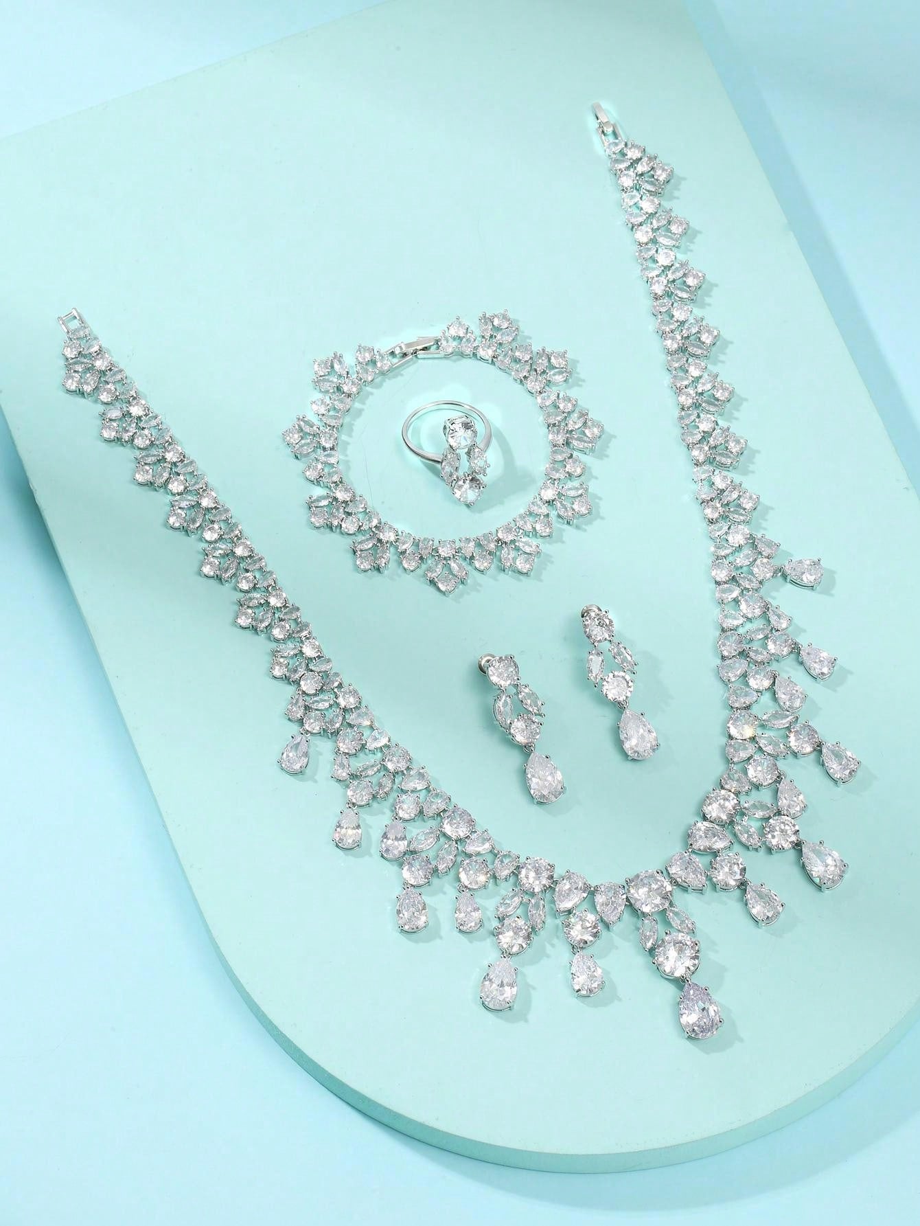 1set/5pcs Style Water Drop Shaped Necklace