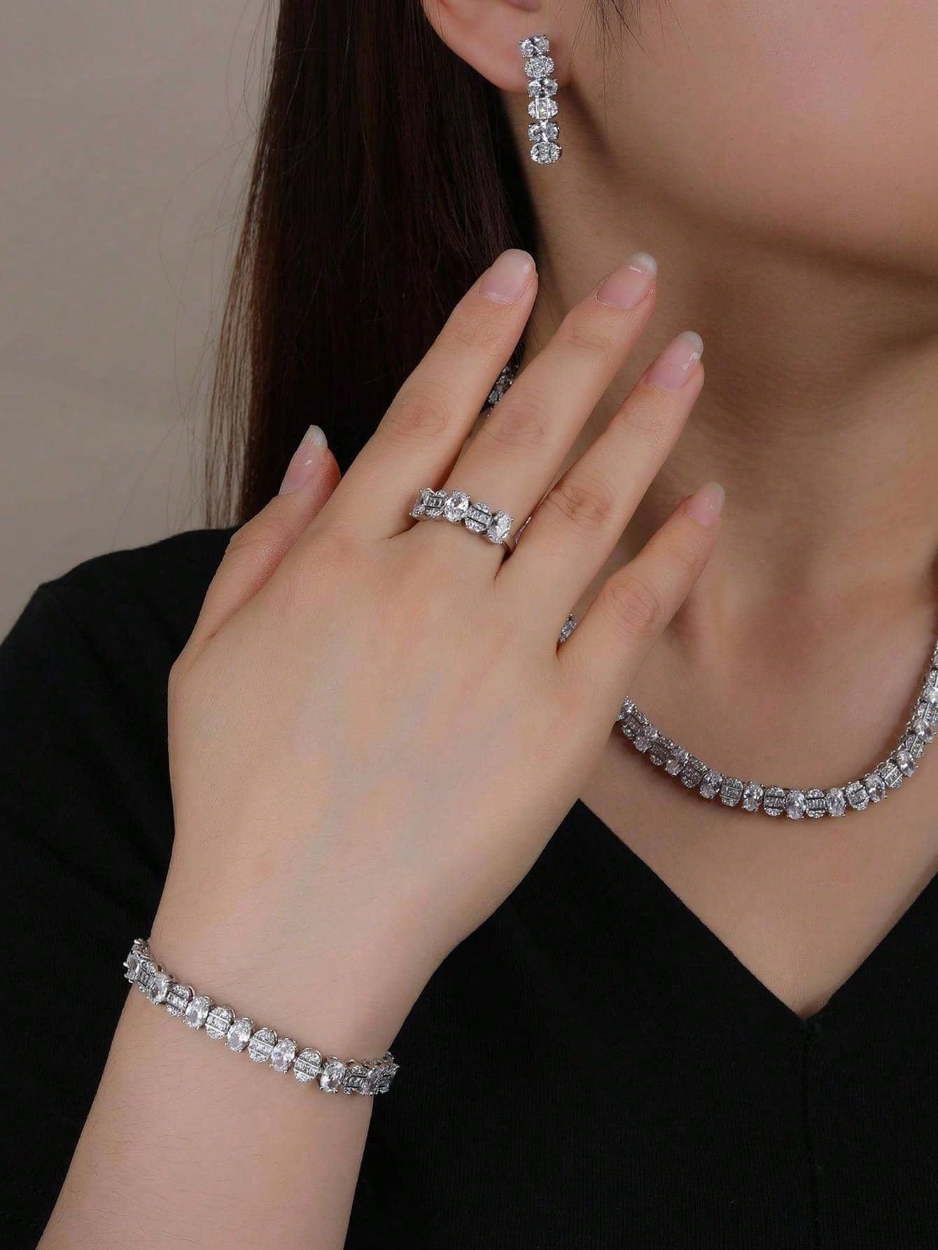 4pcs/Set Luxury European And American Style Jewelry Set With Multiple Cubic Zirconia Stones