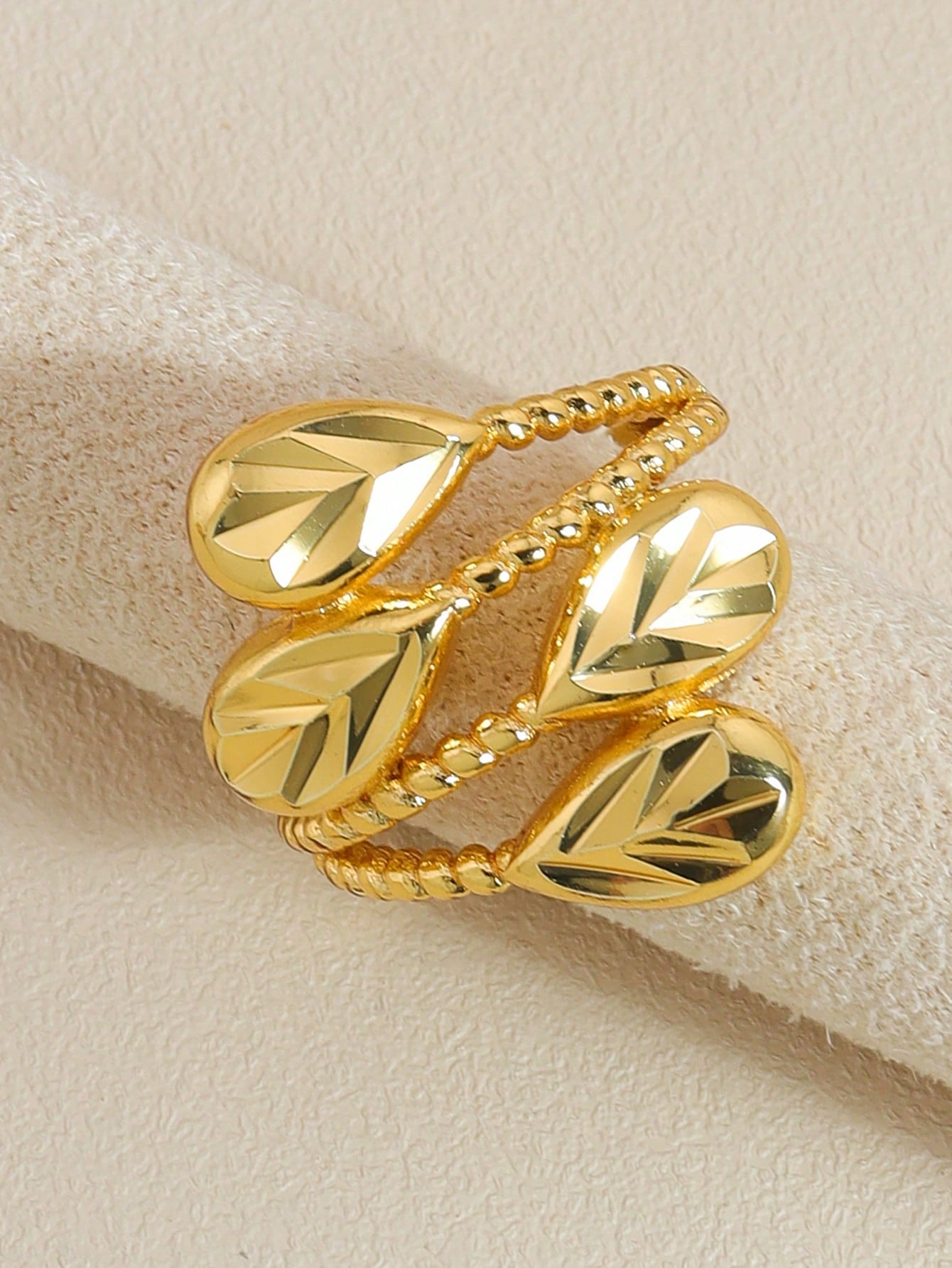 1pc Simple Gold Ring Leaf Metal Texture Gold Suitable For Everyday Wear By Women - Seen Mai