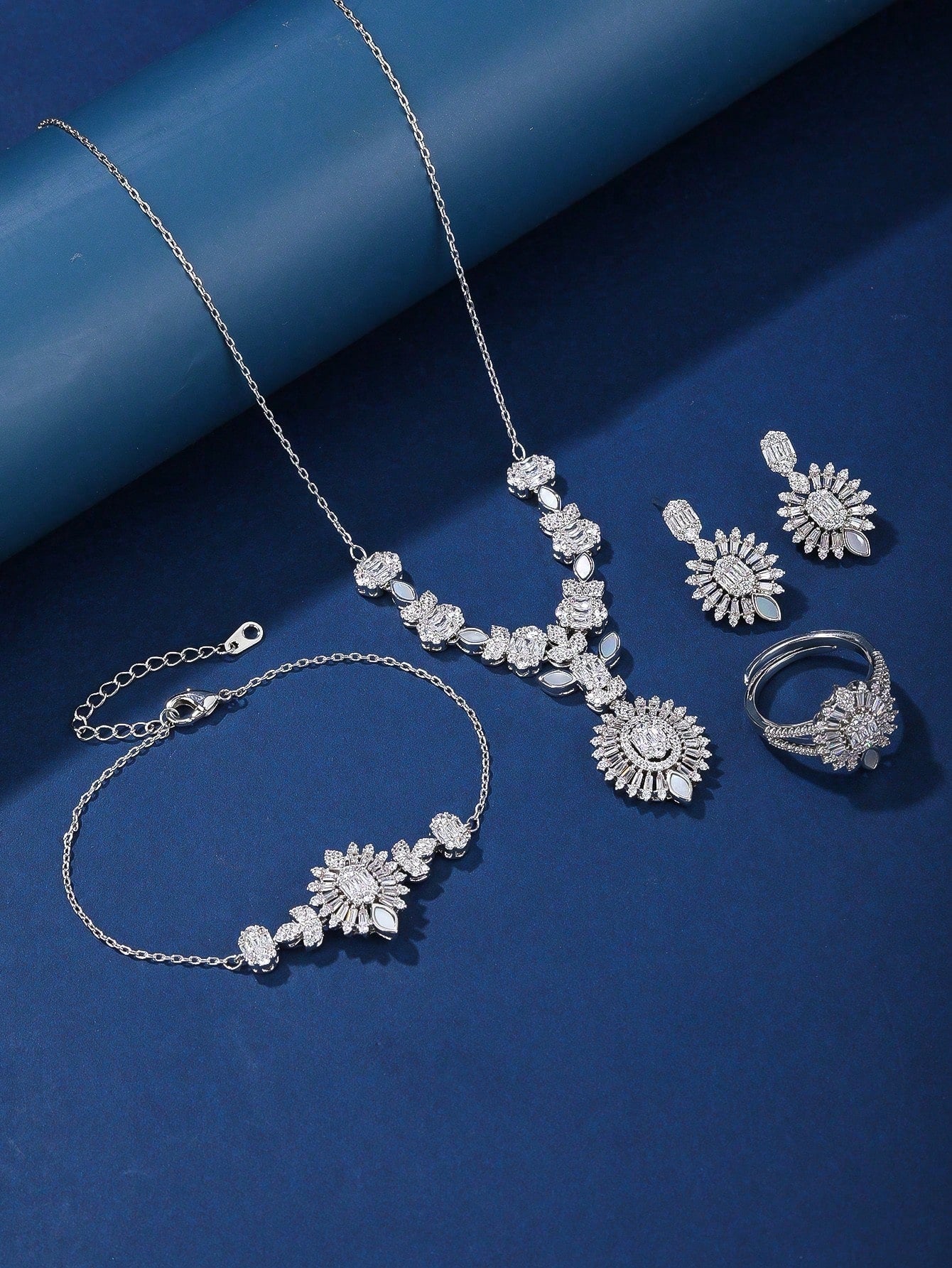 4pcs Copper Material Fashionable & Charming Zirconia Combination Set