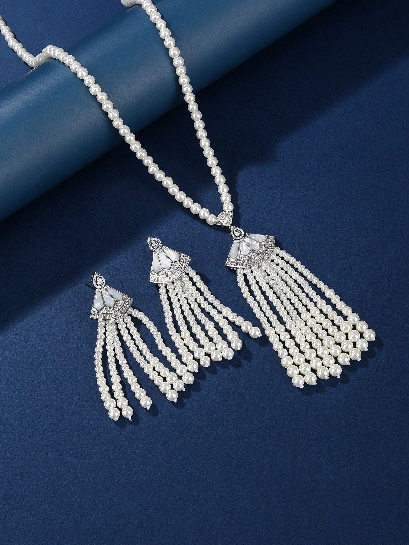 Pearl And Cubic Zirconia 2pcs/Set Jewelry Set