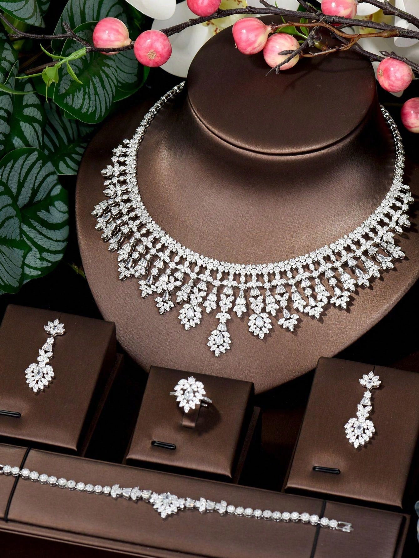 1 Set Of Elegant Cubic Zirconia Tassel Decorated Jewelry Set, Suitable For Gifting To Women As A Wedding Gift - Seen Mai