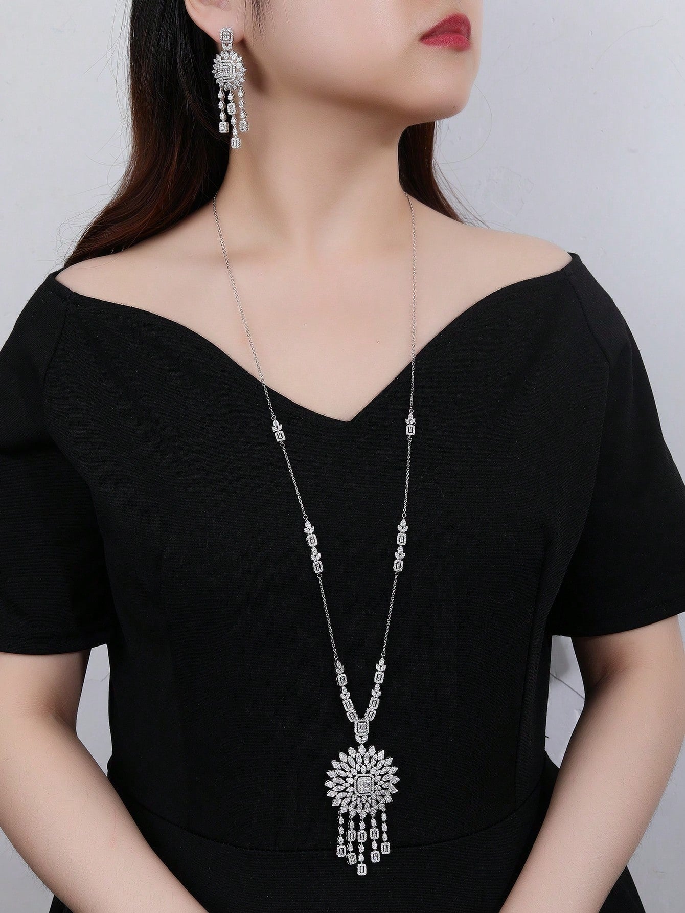 Luxury Cubic Zirconia Embellished Long Necklace And Earrings Set