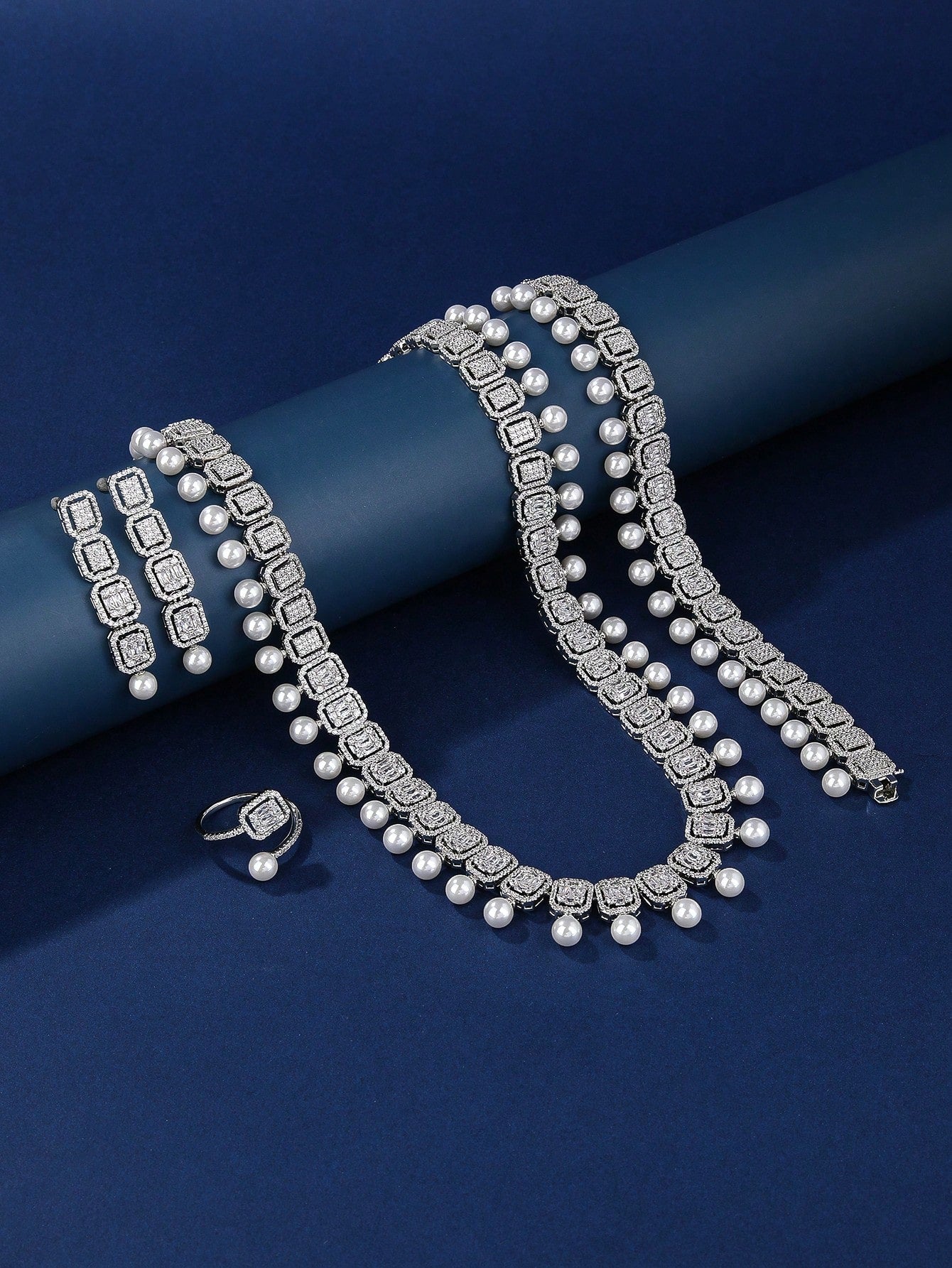 4pcs Glass Pearl & Cubic Zirconia Jewelry Set