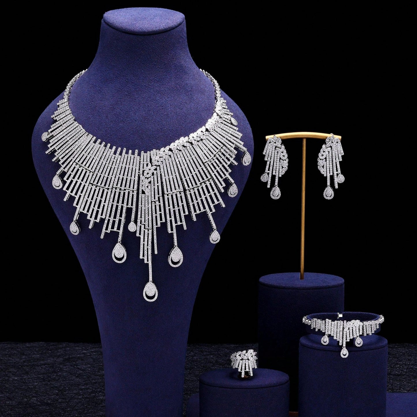 Hotsale 4pcs Bridal Big Jewelry Sets New Fashion Dubai Jewelry Set For Women Wedding Party Accessories Design - Seen Mai