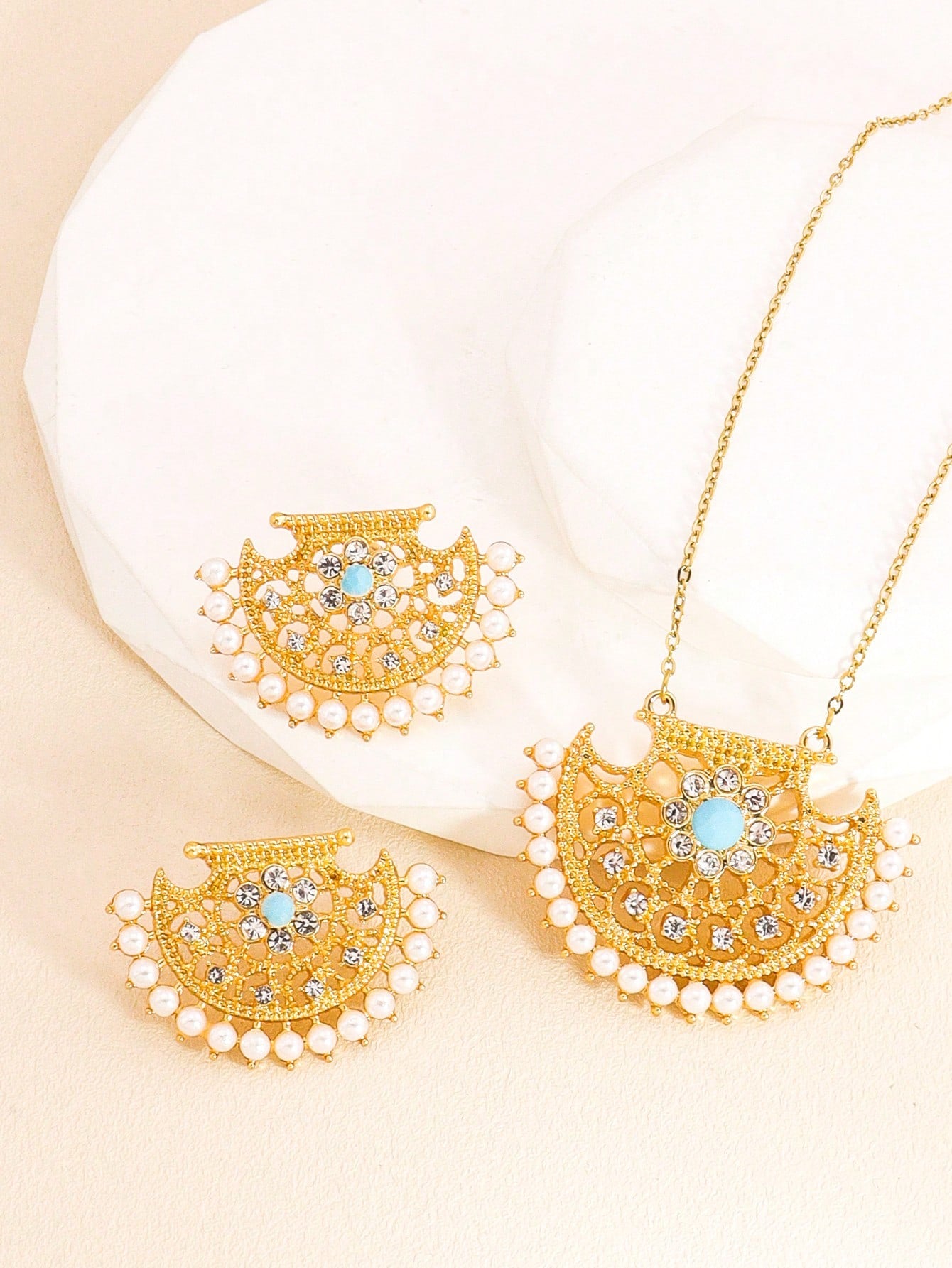 3pcs/Set Fashion Gold Necklace And Earrings  Pearl Rhinestones Paired With Jewelry Set Suitable For Women's Daily Festive Banquets - Seen Mai