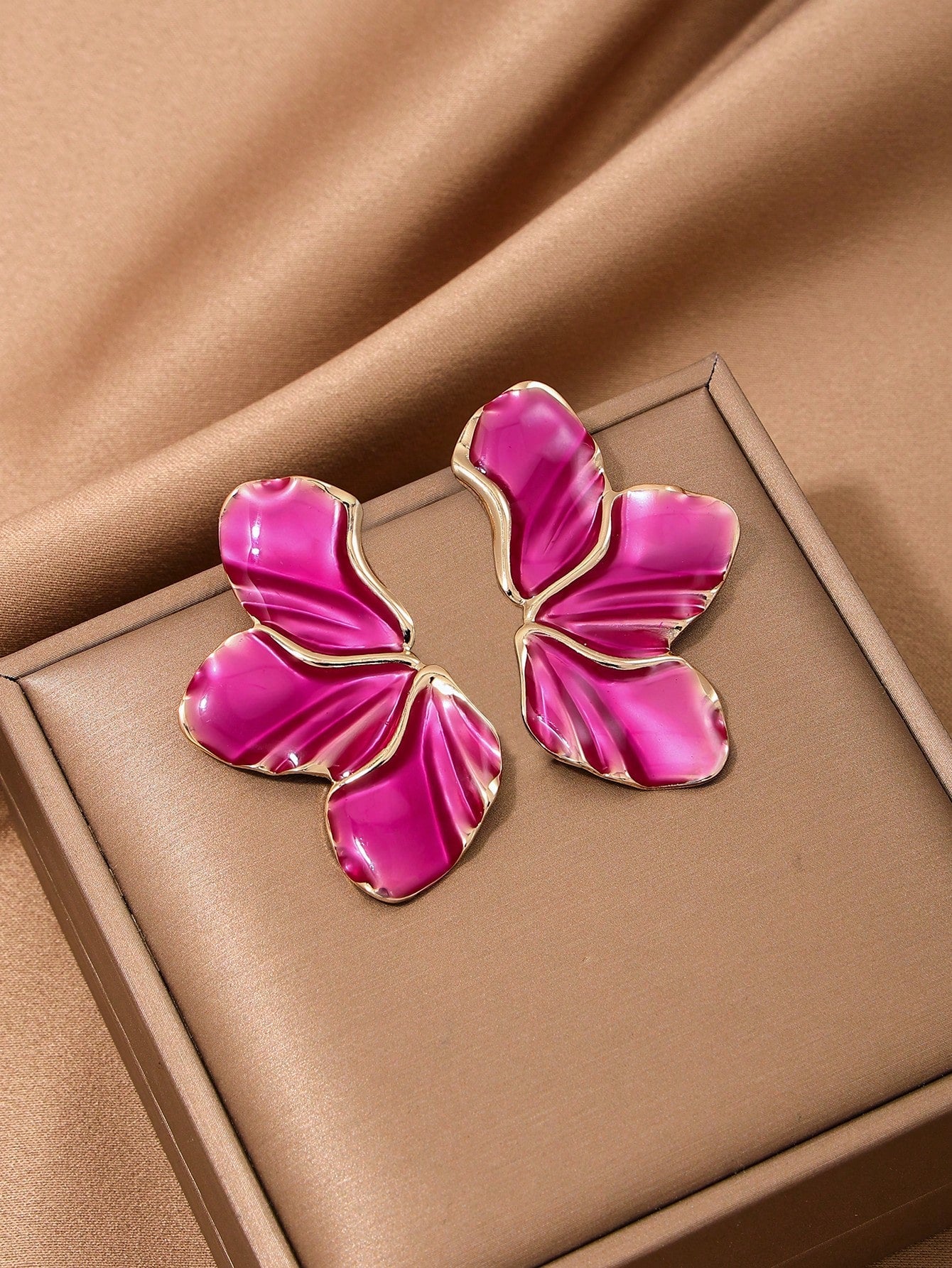 1pair Metallic Floral Enameled Earrings - Seen Mai