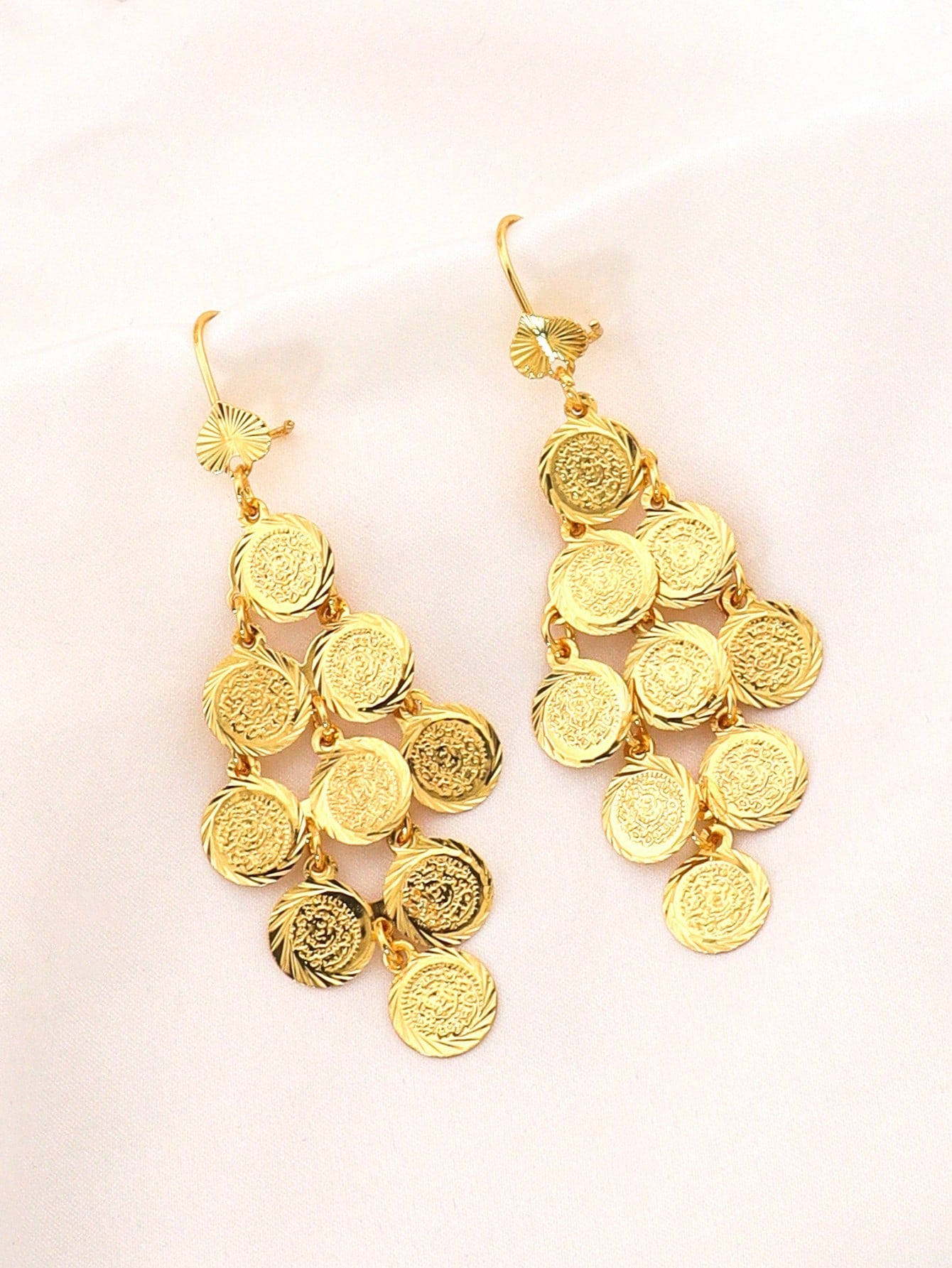 1 Pair Of Copper Plated Gold Coin Earrings Round Tassel Drop Earrings Texture Decoration Suitable For Ladies Everyday Wear - Seen Mai