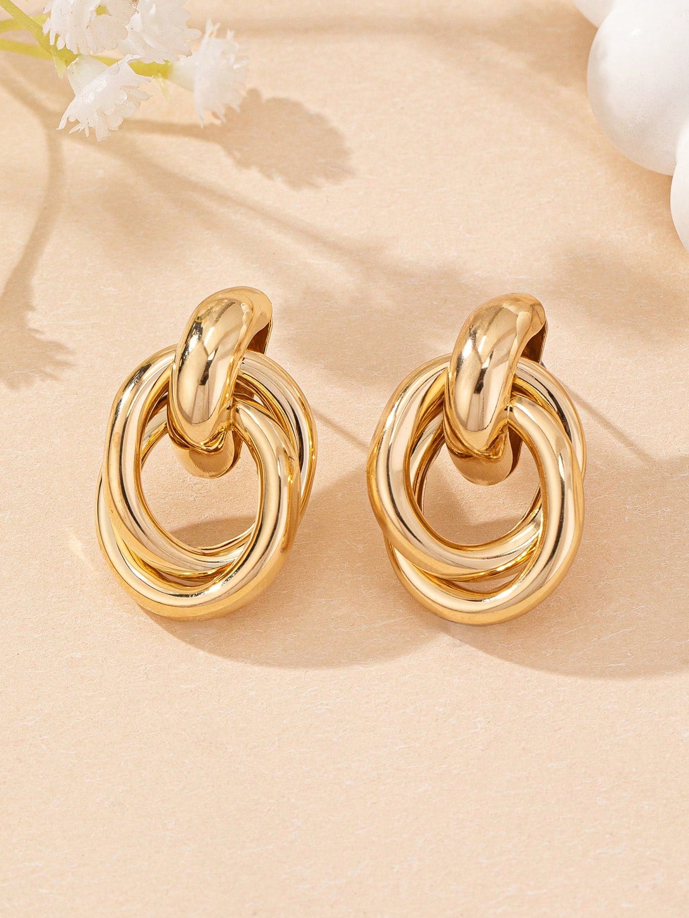 1pair Metal Circular Button Hoop Earrings - Seen Mai