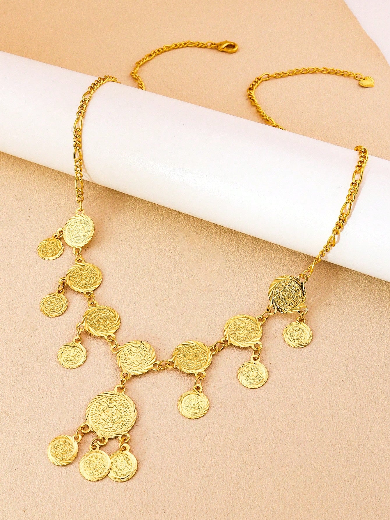 1pc Vintage Gold Textured Coin Necklace Round Pendant Necklace Copper Jewelry Suitable For Ladies Everyday Party Banquet Bride Wedding - Seen Mai