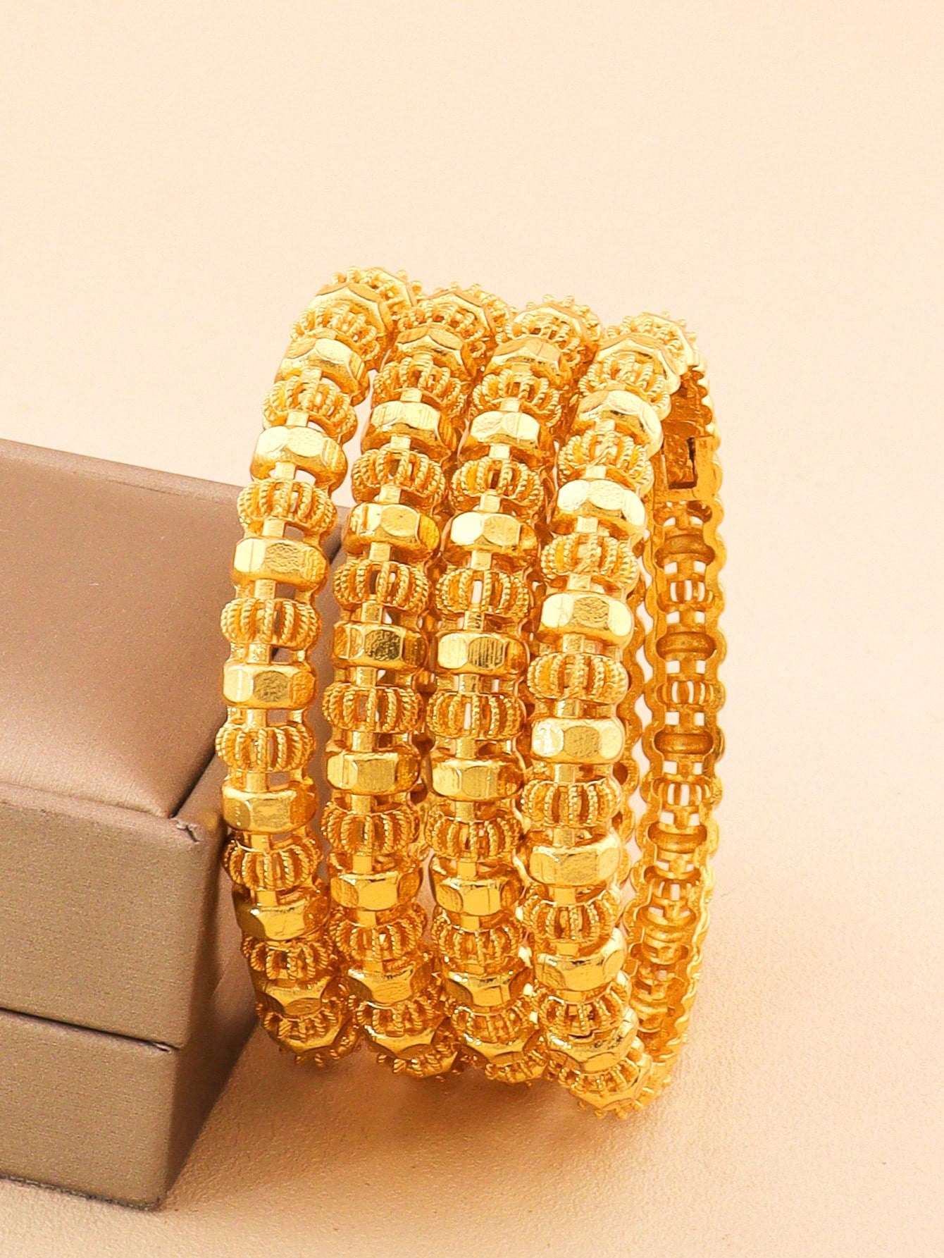 4pcs Luxury Cutout Gold Bangle Set Saudi Arabia Dubai Bracelet Wedding Bride Jewelry Banquet Festive Gift - Seen Mai