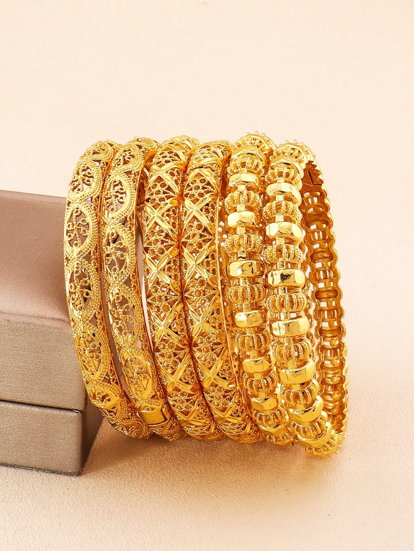 4pcs Luxury Cutout Gold Bangle Set Saudi Arabia Dubai Bracelet Wedding Bride Jewelry Banquet Festive Gift - Seen Mai