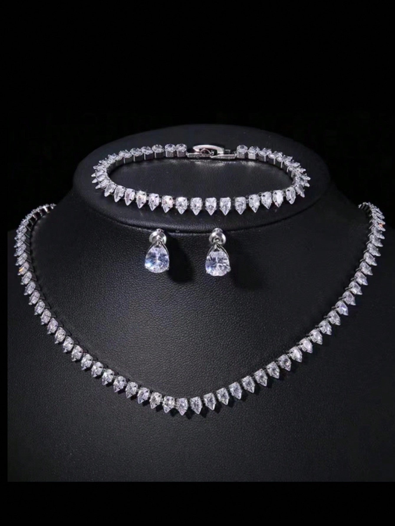 4pcs/Set Elegant Cubic Zirconia Necklace