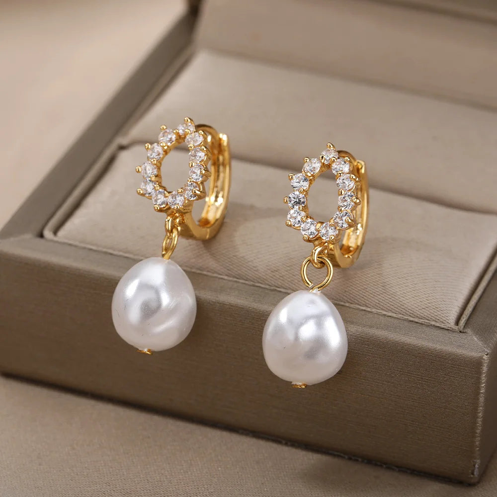 2024 Trend Irregular Pearl Earrings for Women Stainless Steel Baroque Simulated Pearl Stud Earings Couple Jewelry Wedding Gift