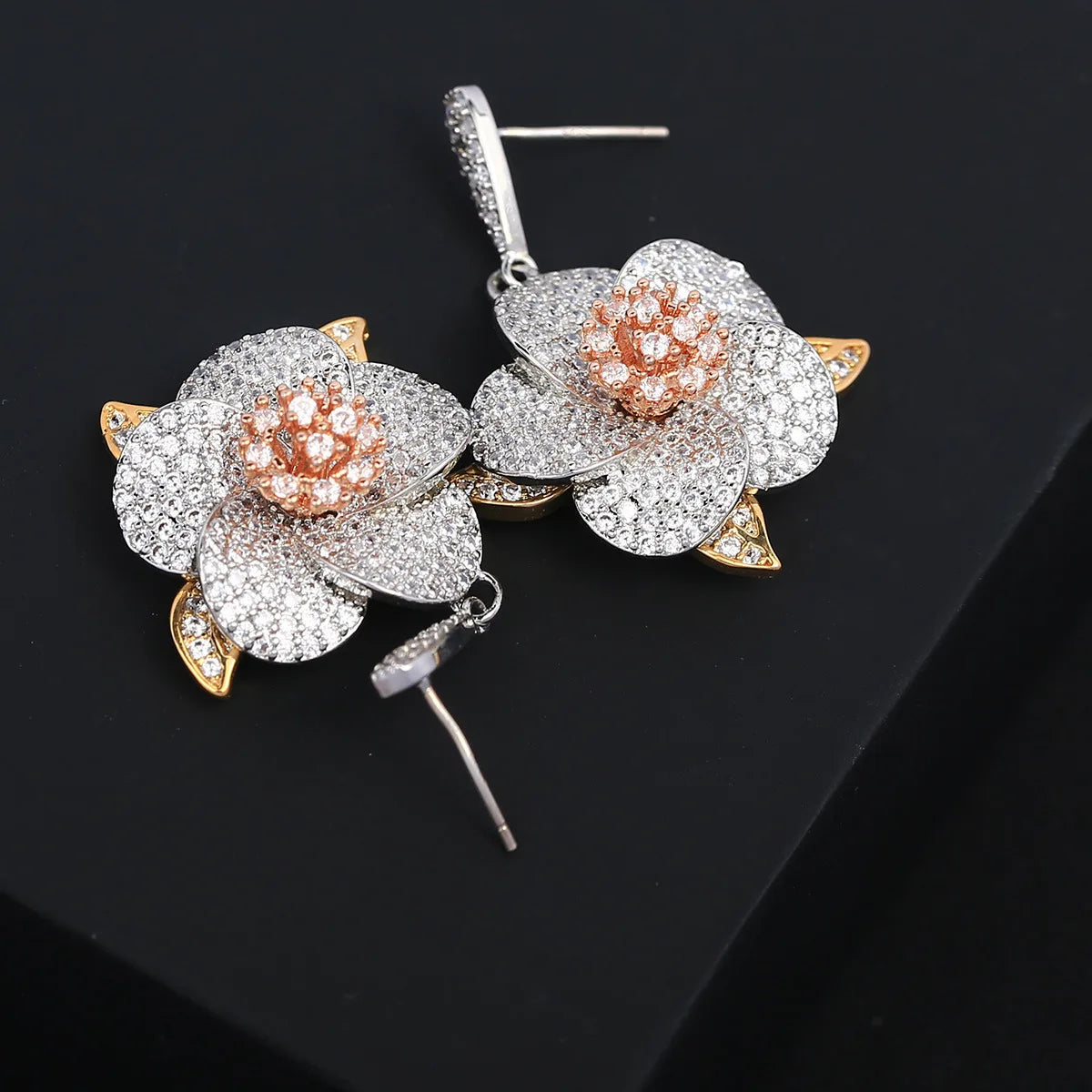 Luxury and Fashionable New Zircon Flower  Earrings For Women or Girls'  Christmas Gift