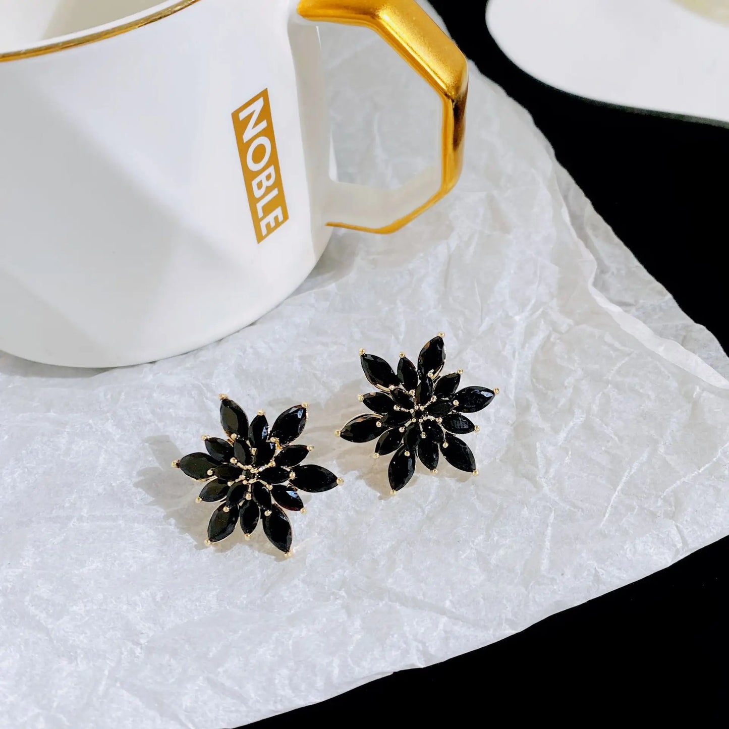 Bilincolor Luxury Black Zircon Snowflake Earrings For Gift  or Party