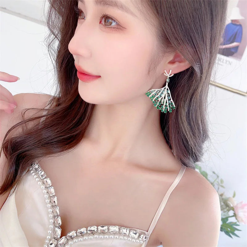 Bilincolor Light Luxury High-class Banquet Dress Fan-shaped Small Skirt Temperament Earringsfor Party or Wedding