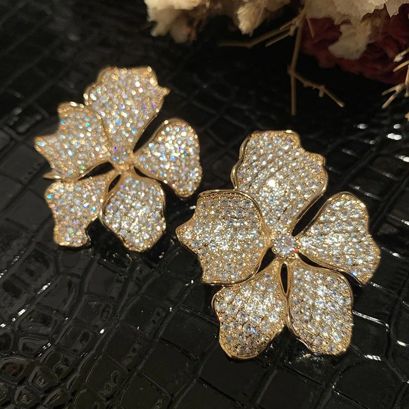 Bilincolor Luxury Three-Dimensional Flower Earrings for Party or Wedding