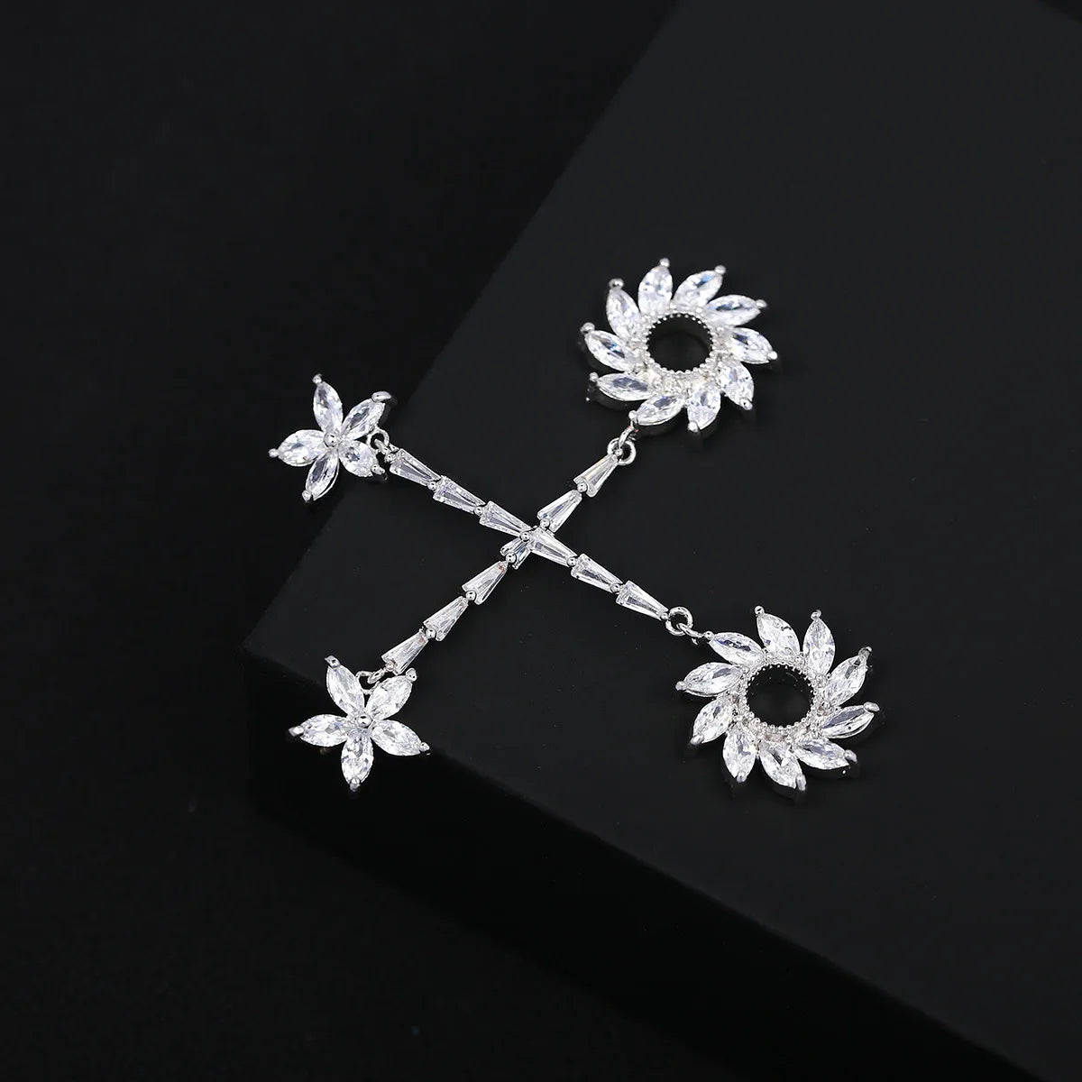 Bilincolor Luxury Long Zircon Sunflower Light Luxury Earrings for Christmas "Gift