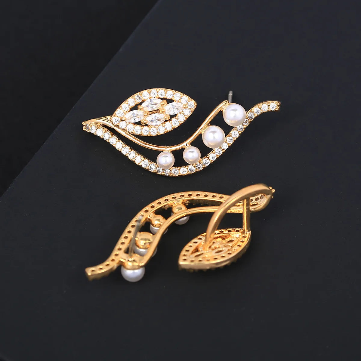 Luxury Zircon Pearl Earrings For Women or Girls  Chrismas' Gift