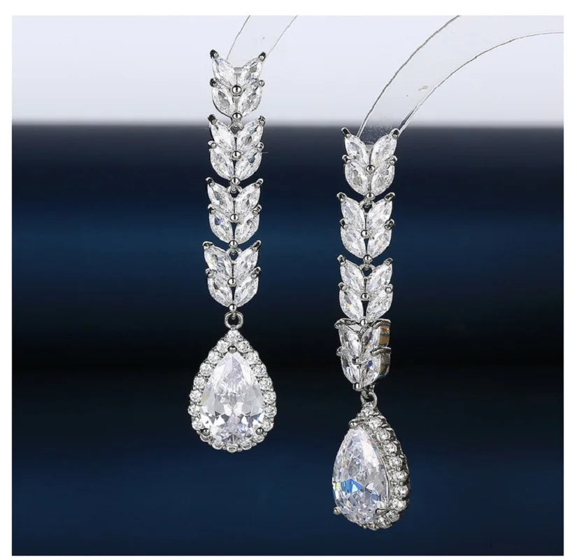 Bilincolor Light Luxury Water Drop Zircon Earrings  For Women or Girls'  Christmas Gift