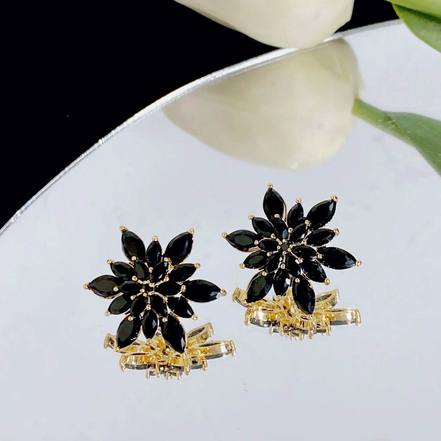 Bilincolor Luxury Black Zircon Snowflake Earrings For Gift  or Party