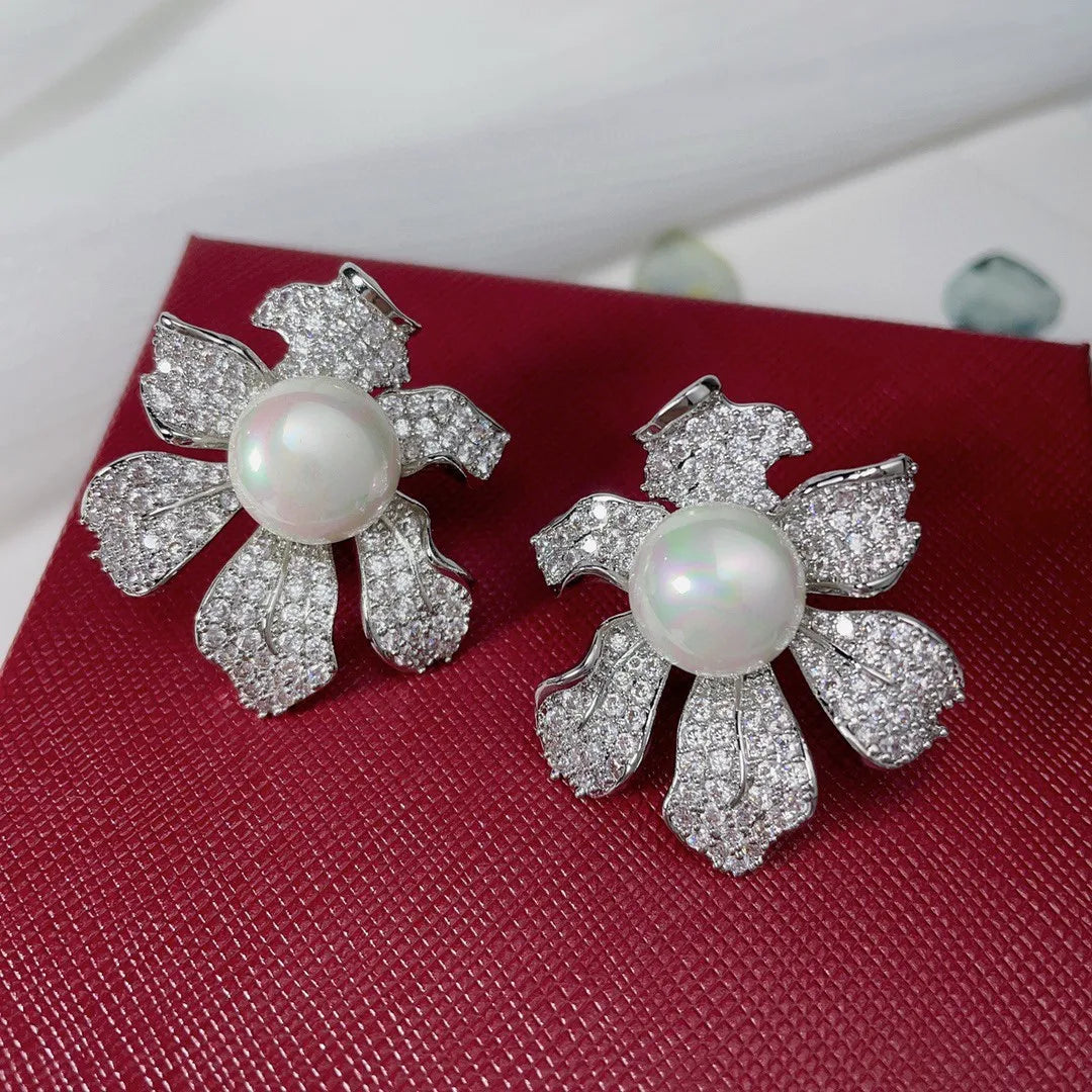 Bilincolor Fashionable, Elegant and Delicate Flower Pearl Studded Zircon Earrings for Christmas Gift