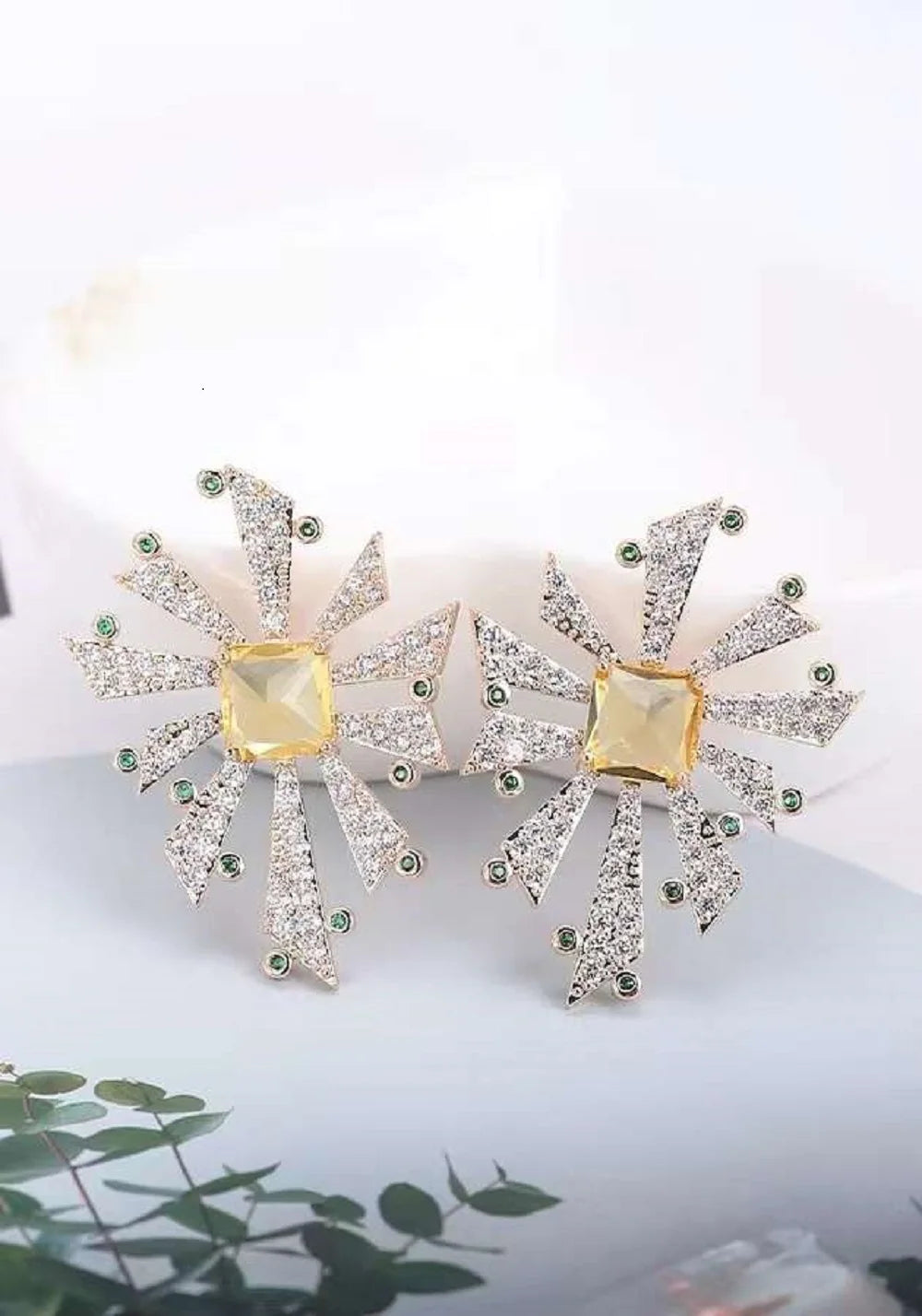 Bilincolor Light Luxury Micro Set Zircon Fireworks Earrings  for Women