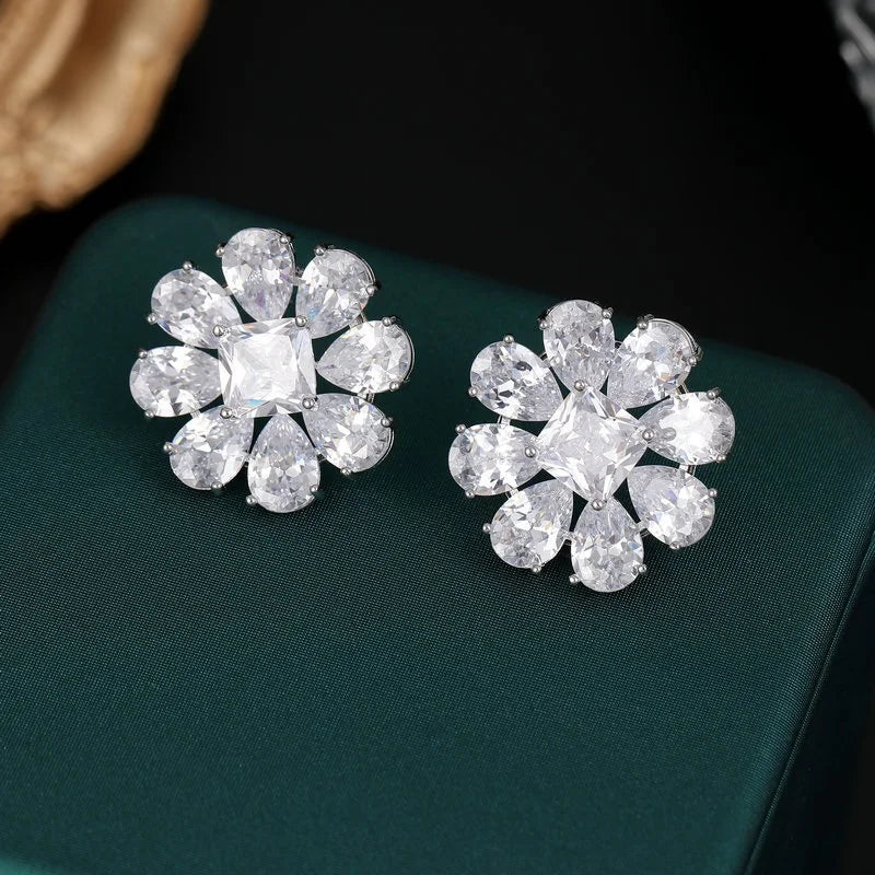 Bilincolor Luxury  Zircon Inlaid Sun Flower Small Daisy Earrings