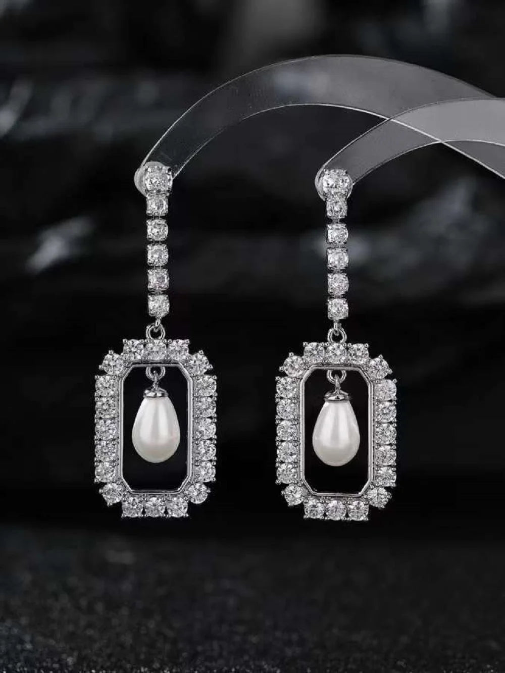 Bilincolor Light Luxury and Elegant Water Drop Pearl Earrings for Women