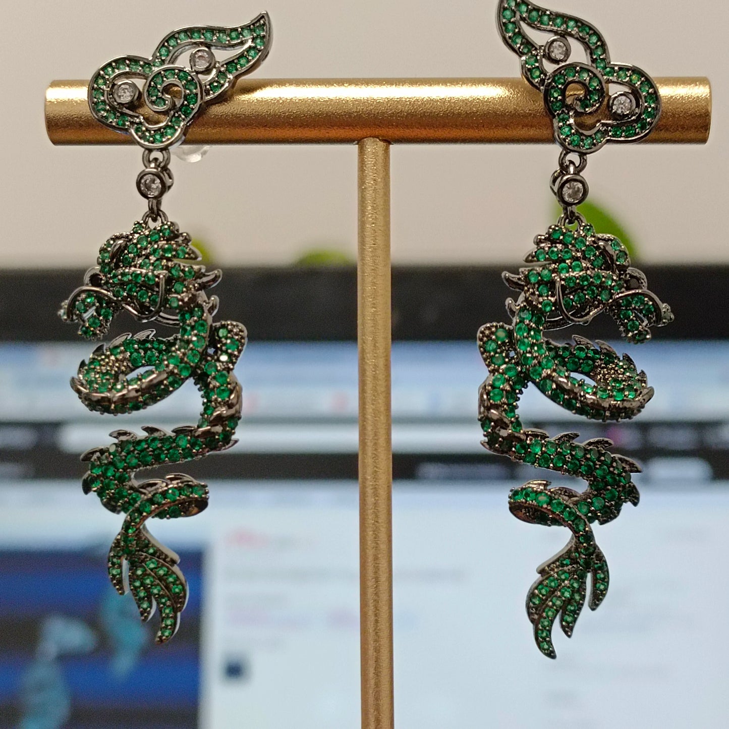 2024 Light Luxury Dragon Pattern Zircon Earrings  for  Party