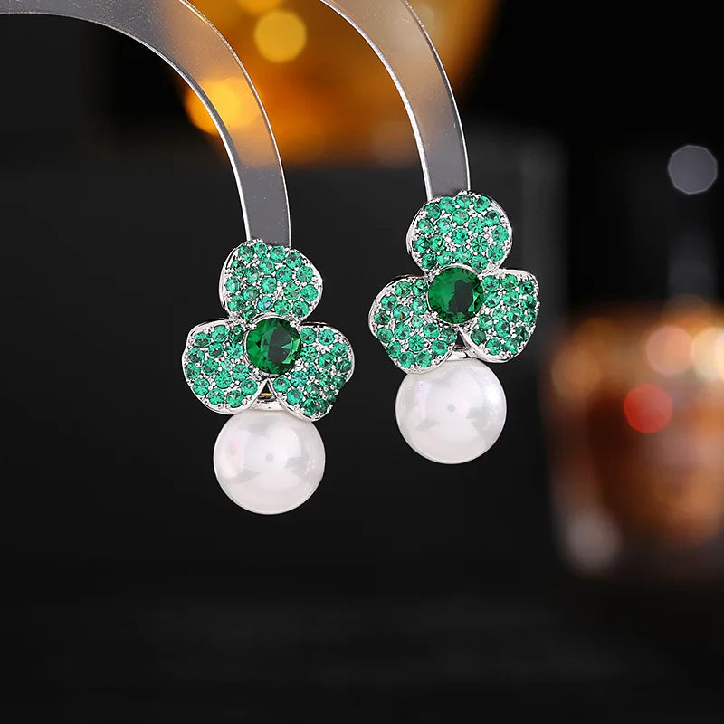 Bilincolor Light Luxury French Retro Elegant Temperament Flower Pearl Earrings for Wedding or Party