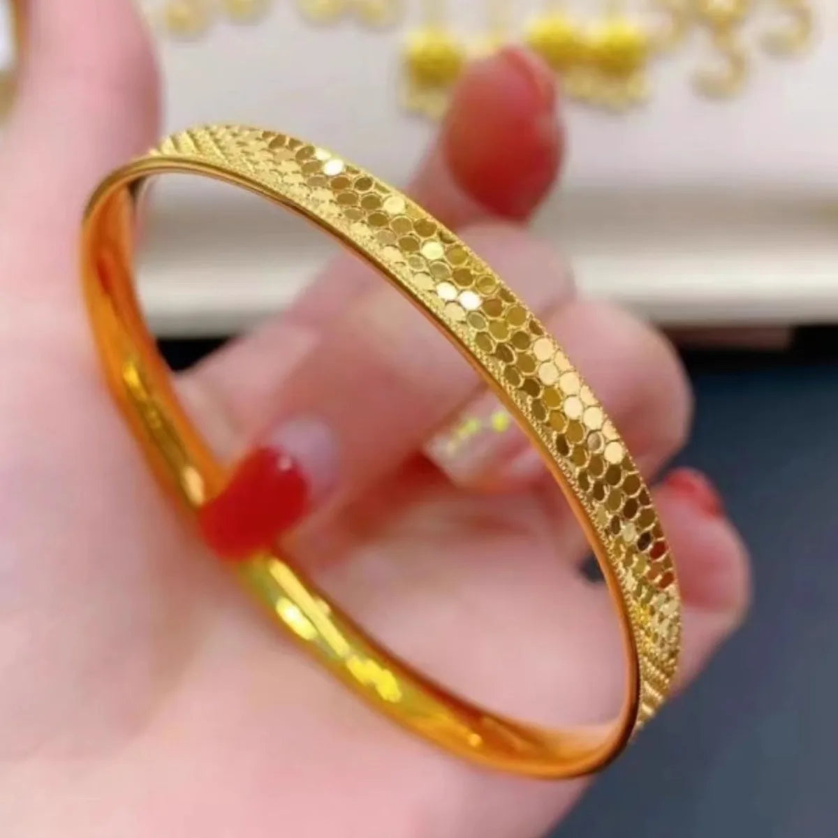 Women's Hand Bracelets Dubai Gold Color 8mm Sparkling Round Circle Cuff Bangles Waterproof High Quality Luxury Jewelry Gifts