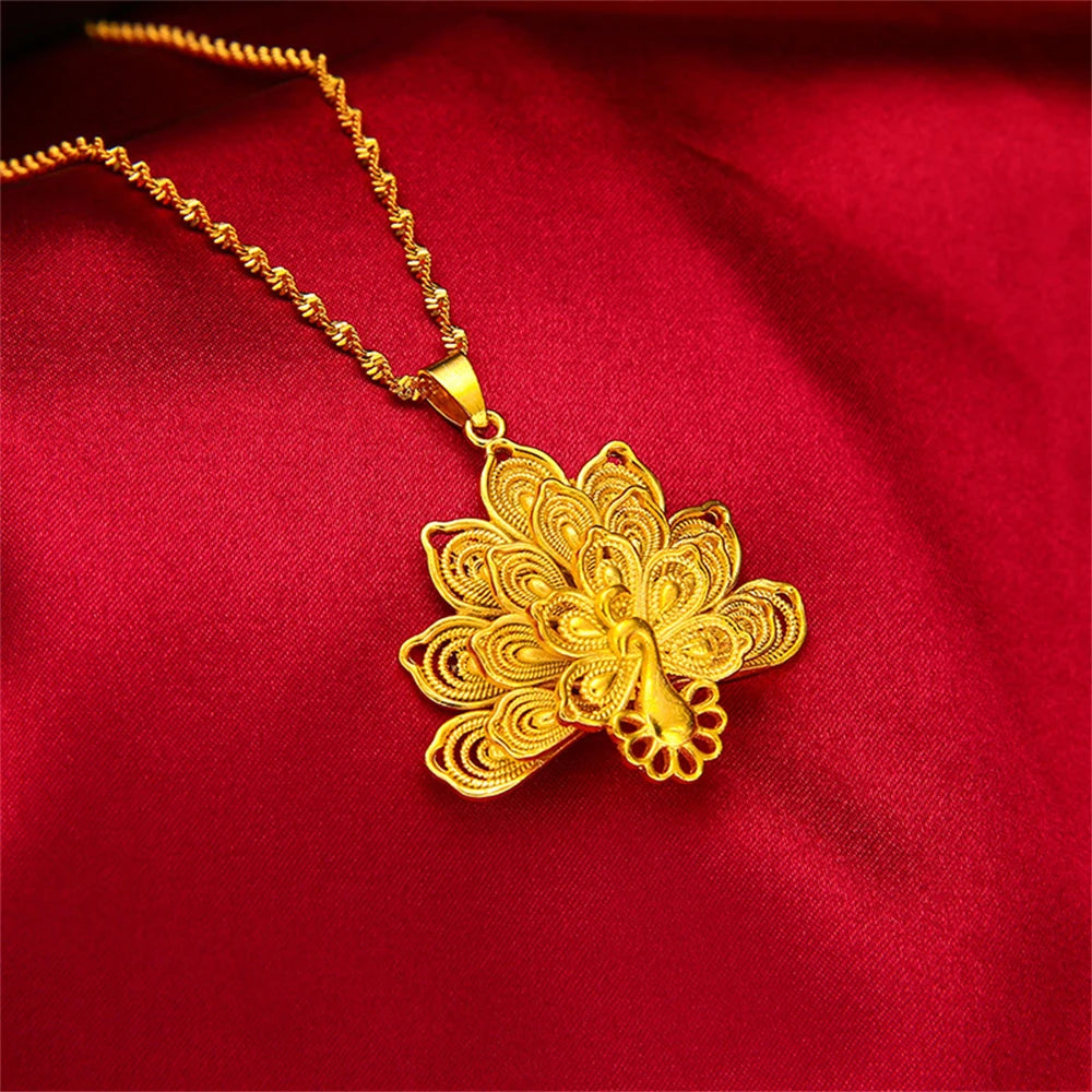 Charm Necklaces for Women Gold Plated Big Peacock Pendant Necklace Collar Femme Choker Wedding Jewelry Accessories Party Gifts