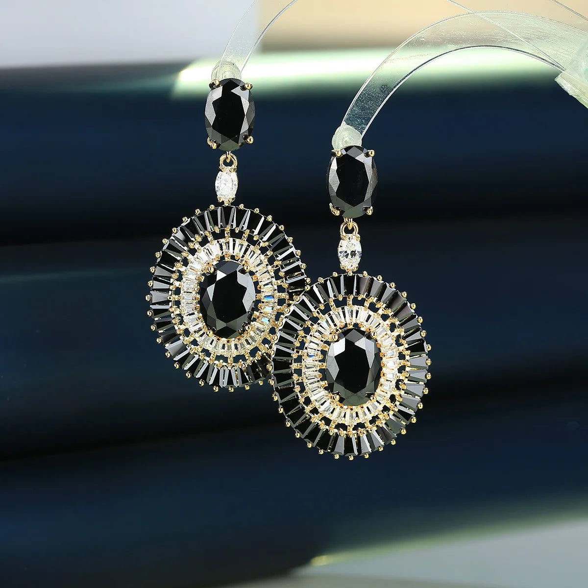 Bilincolor New Round, Luxurious, Fashionable and Personalized Zircon Earrings for Women