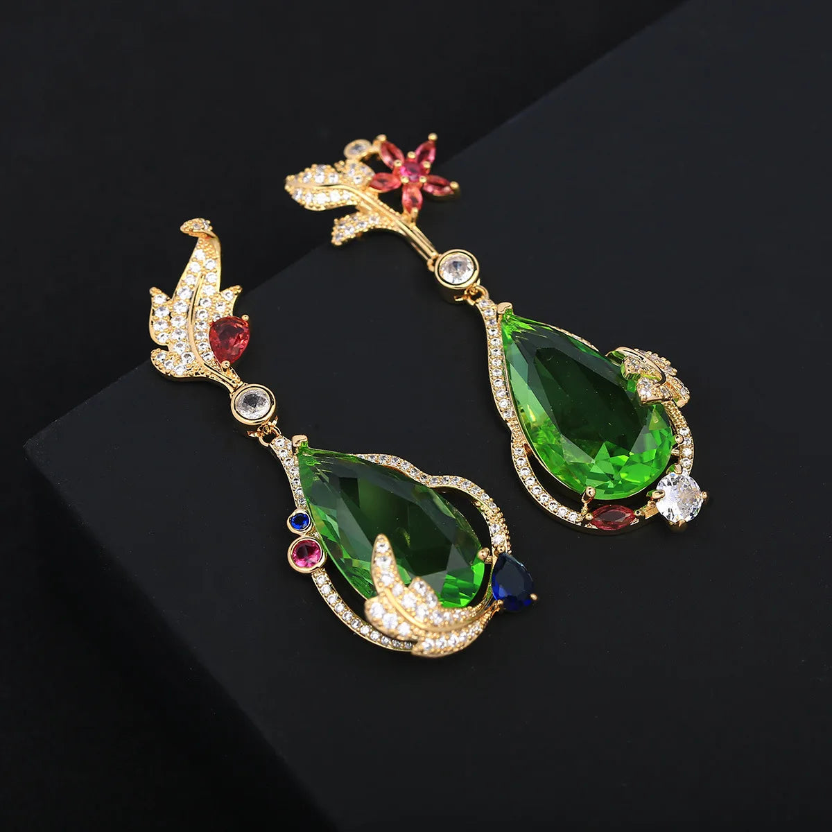 Bilincolor Luxury  Zircon Flower Asymmetrical Earrings